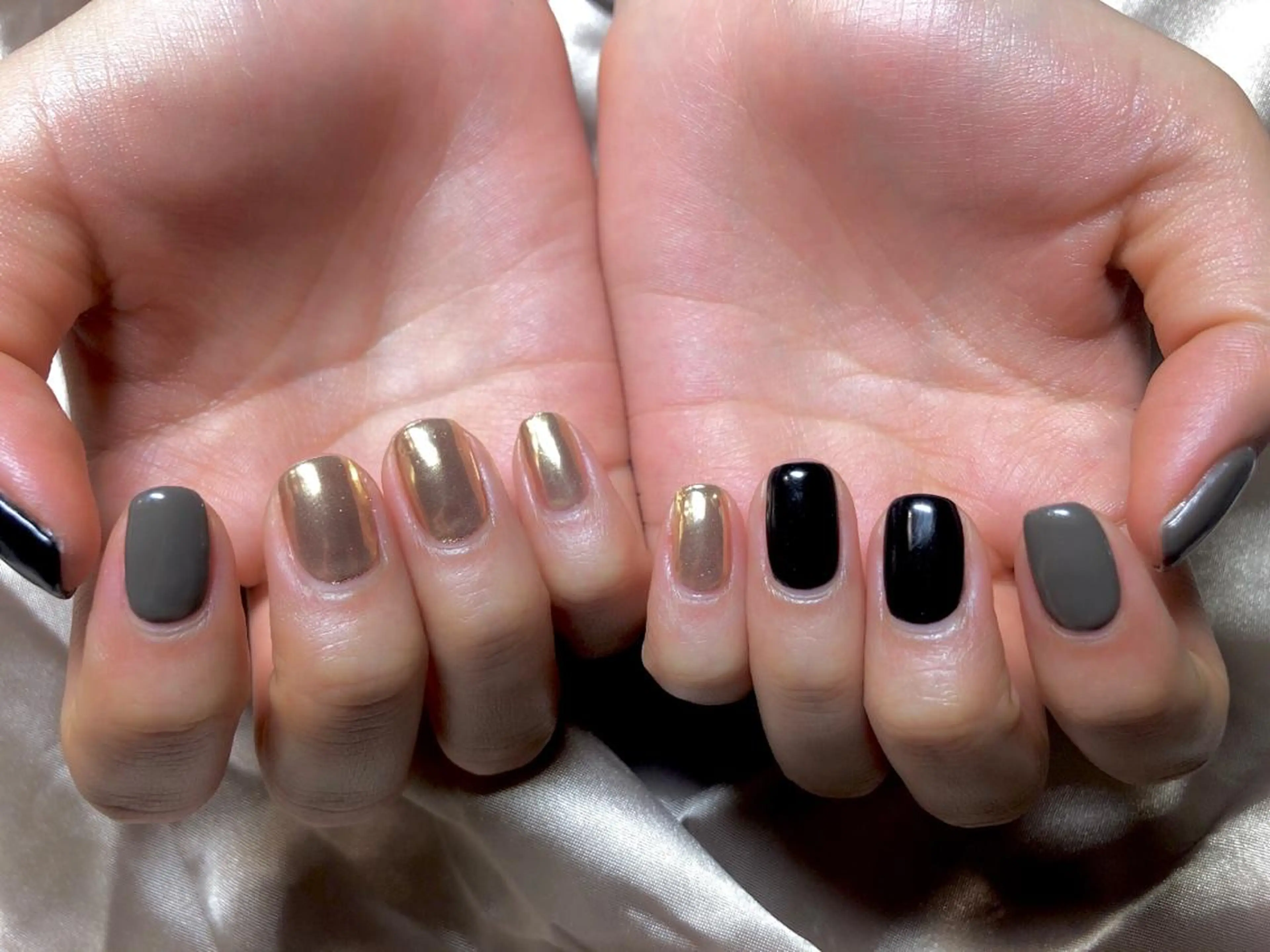 ミディアム ネイル Home salon Rのネイルデザイン