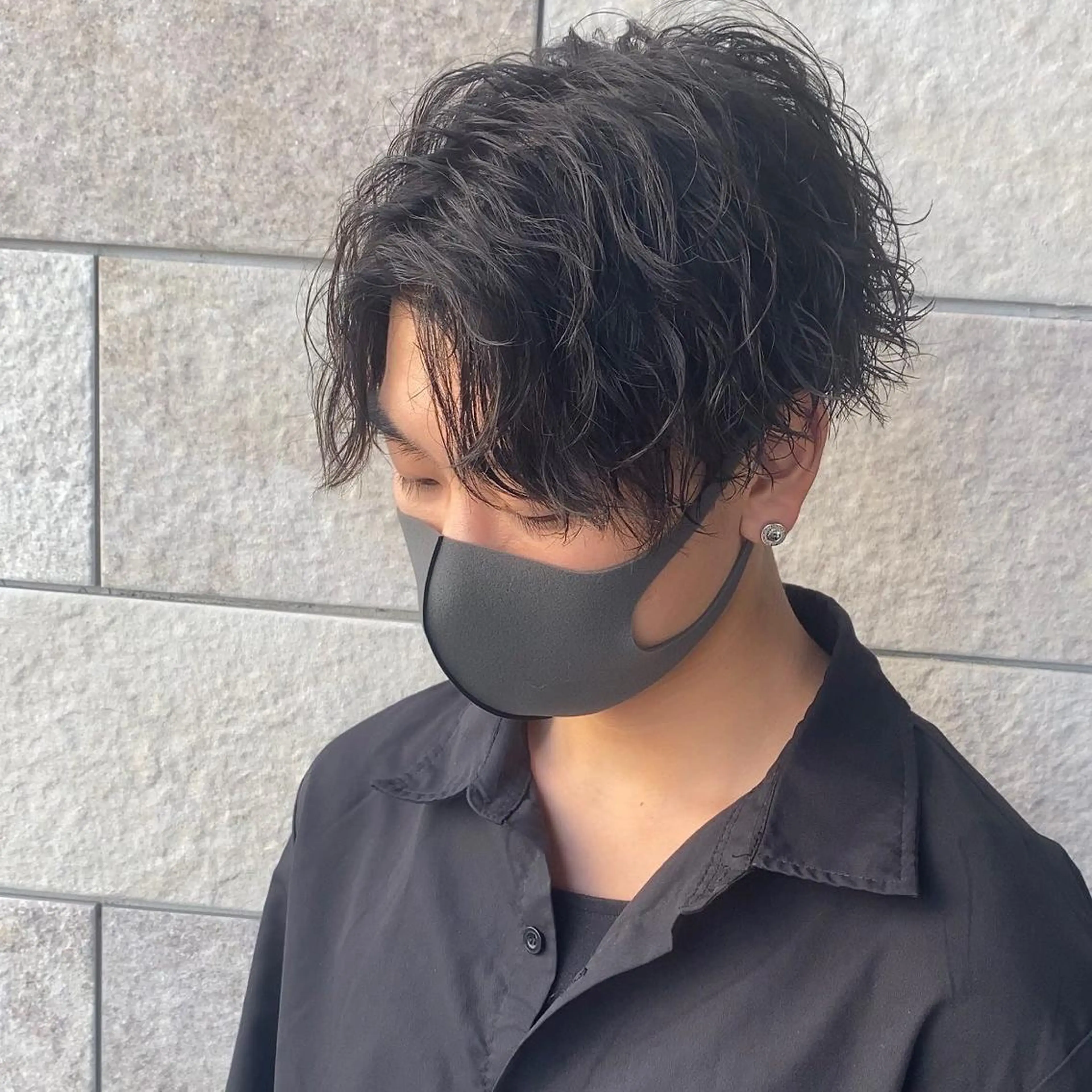 ショート パーマ メンズ センターパート メンズパーマ 西條真治のヘアスタイル