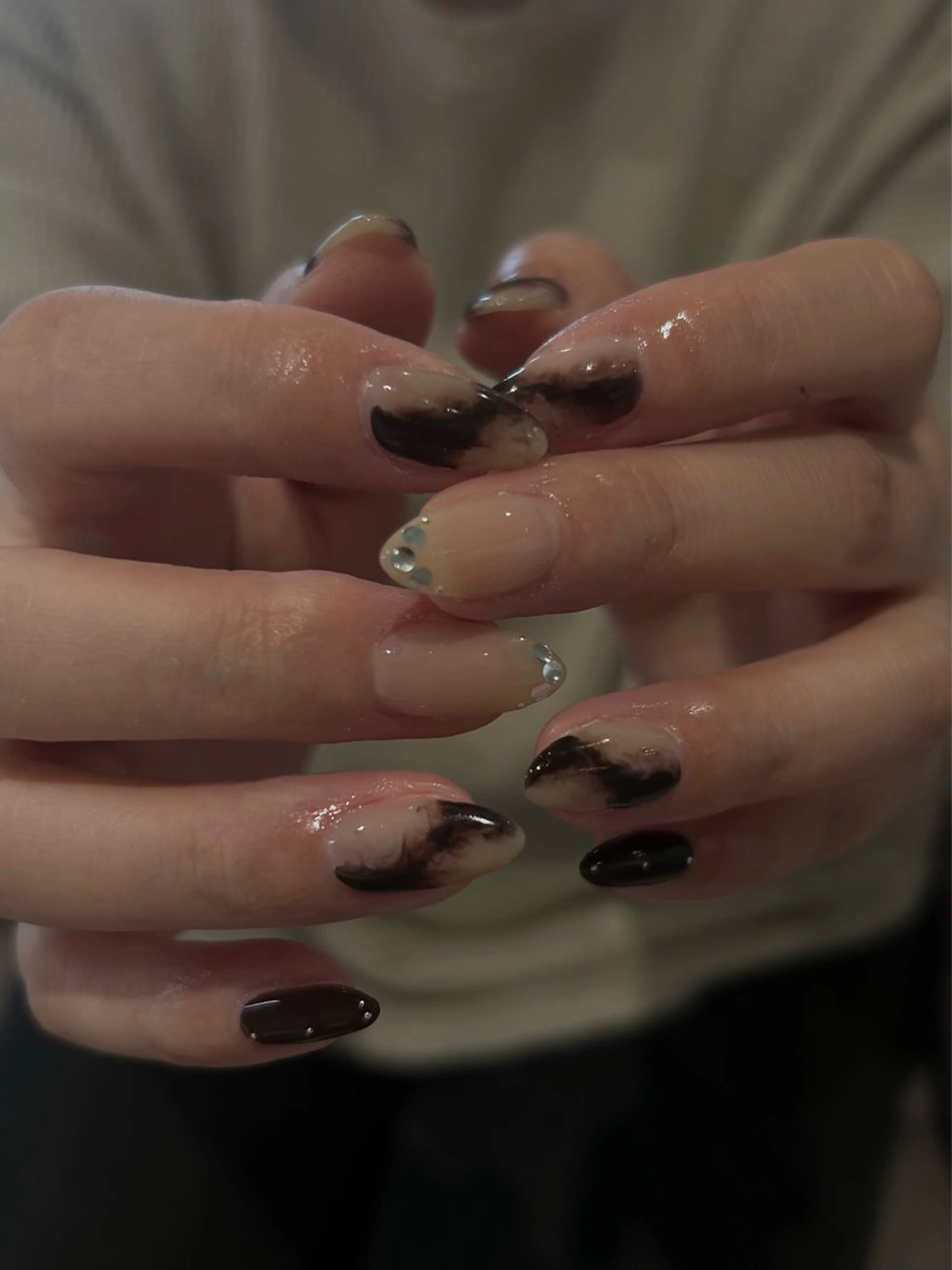 ネイル DEEokazaki momonaのネイルデザイン