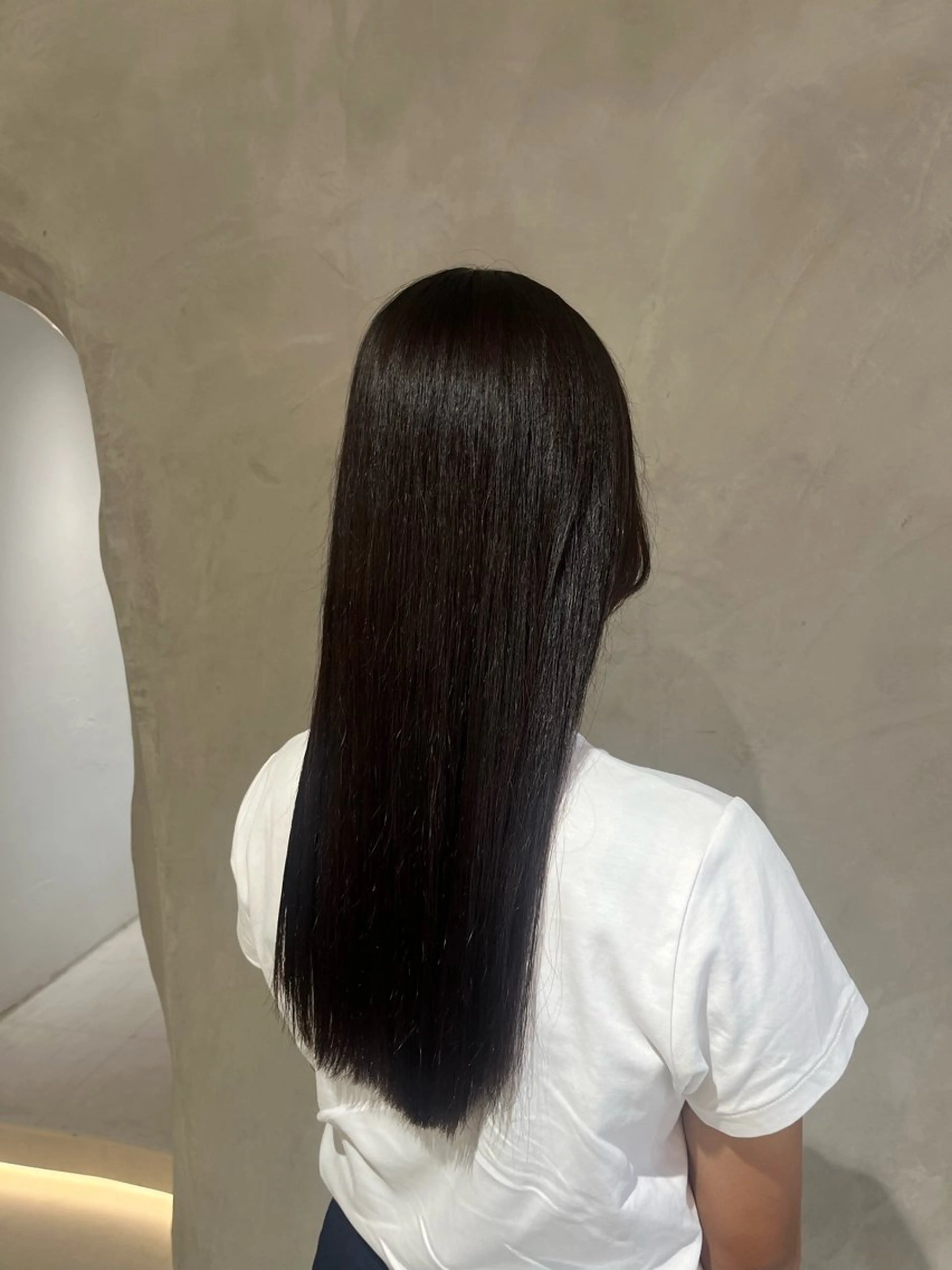 ロング カット 縮毛矯正 トリートメント effect横浜所属・切りっぱなしボブ/ 艶カラー/綾莉のヘアスタイル