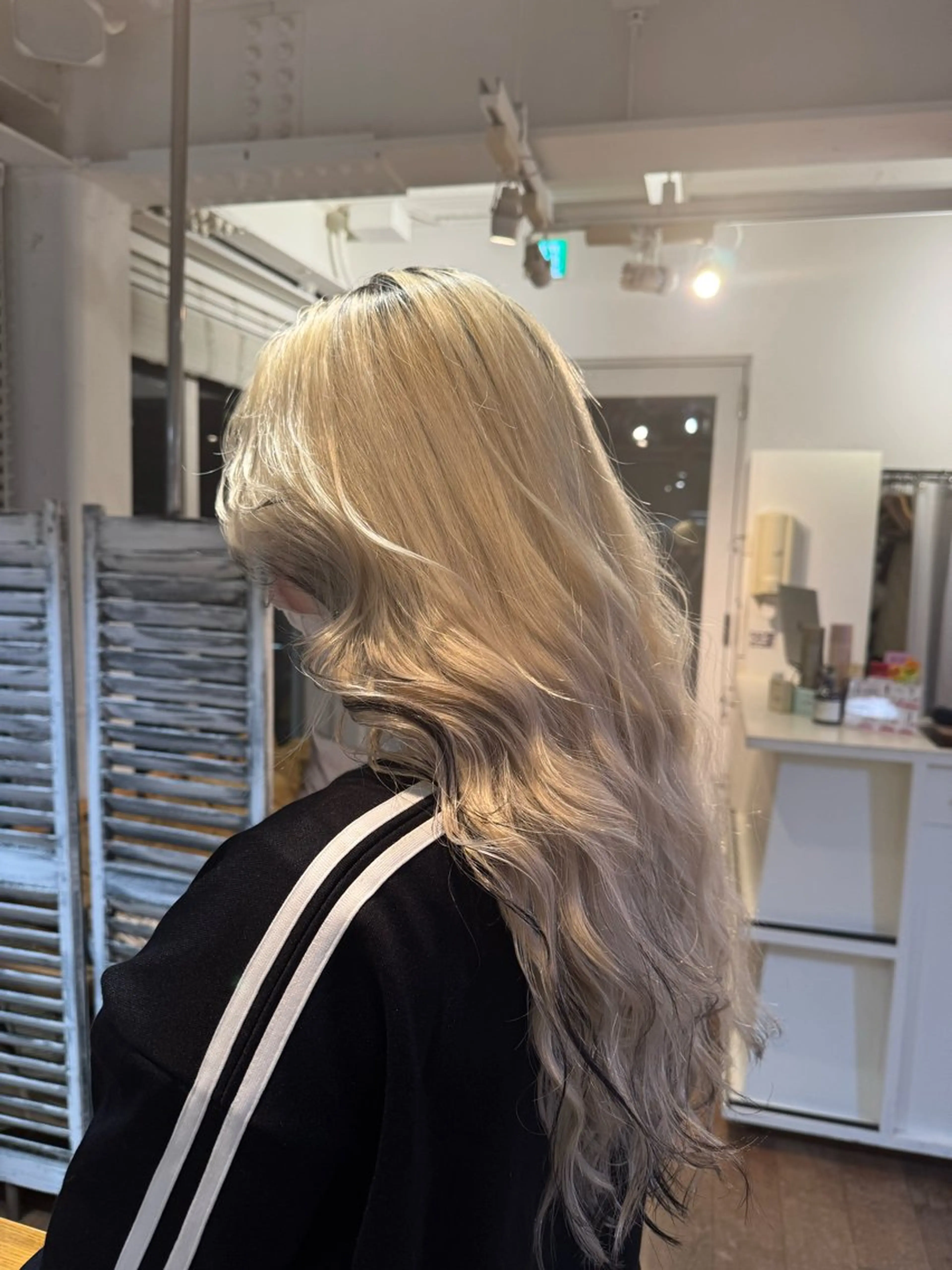 ロング 🪞表参道パーマ Nikachi🪞のヘアスタイル