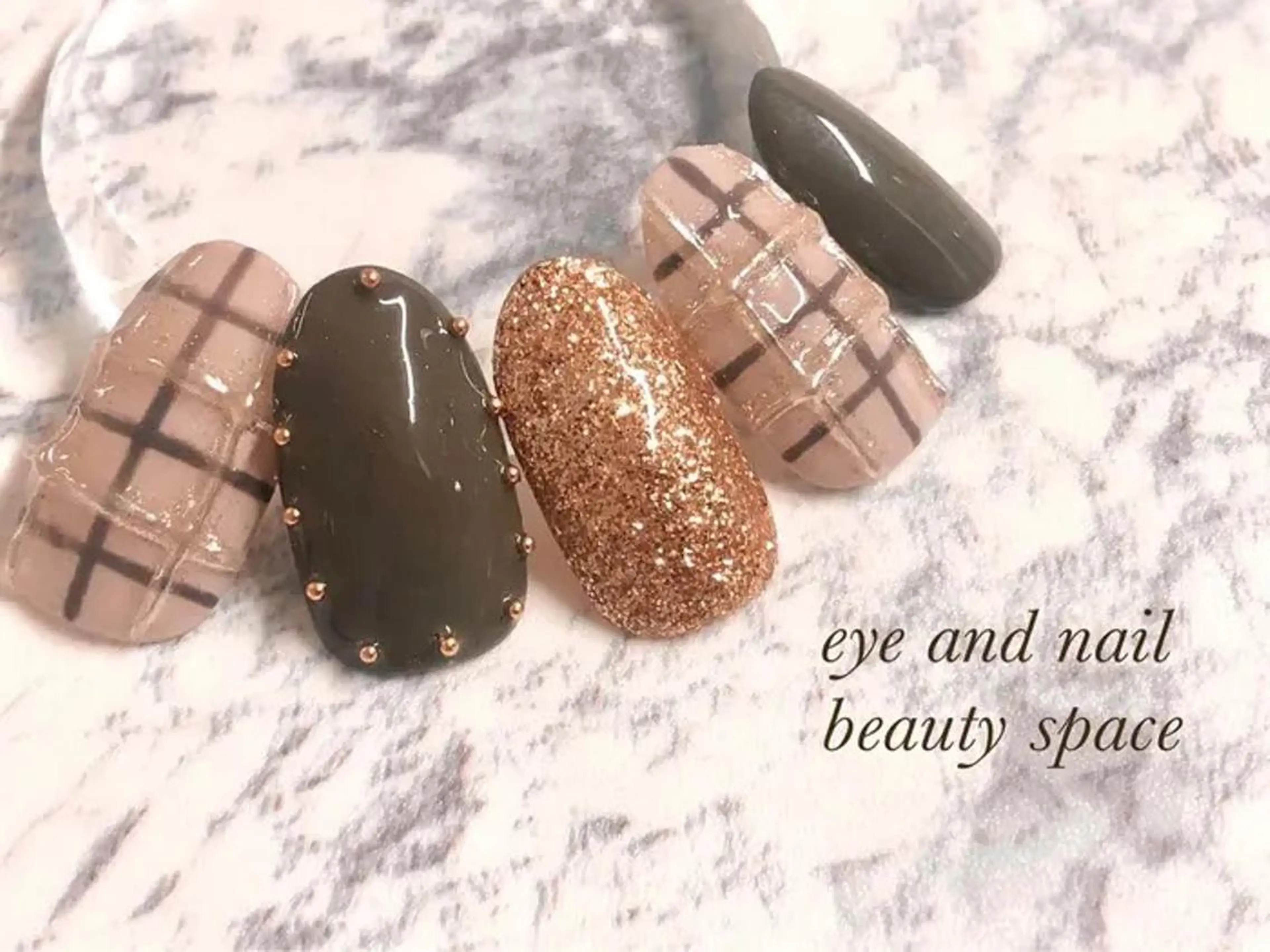 ネイル Nail❁Eye SERIのネイルデザイン