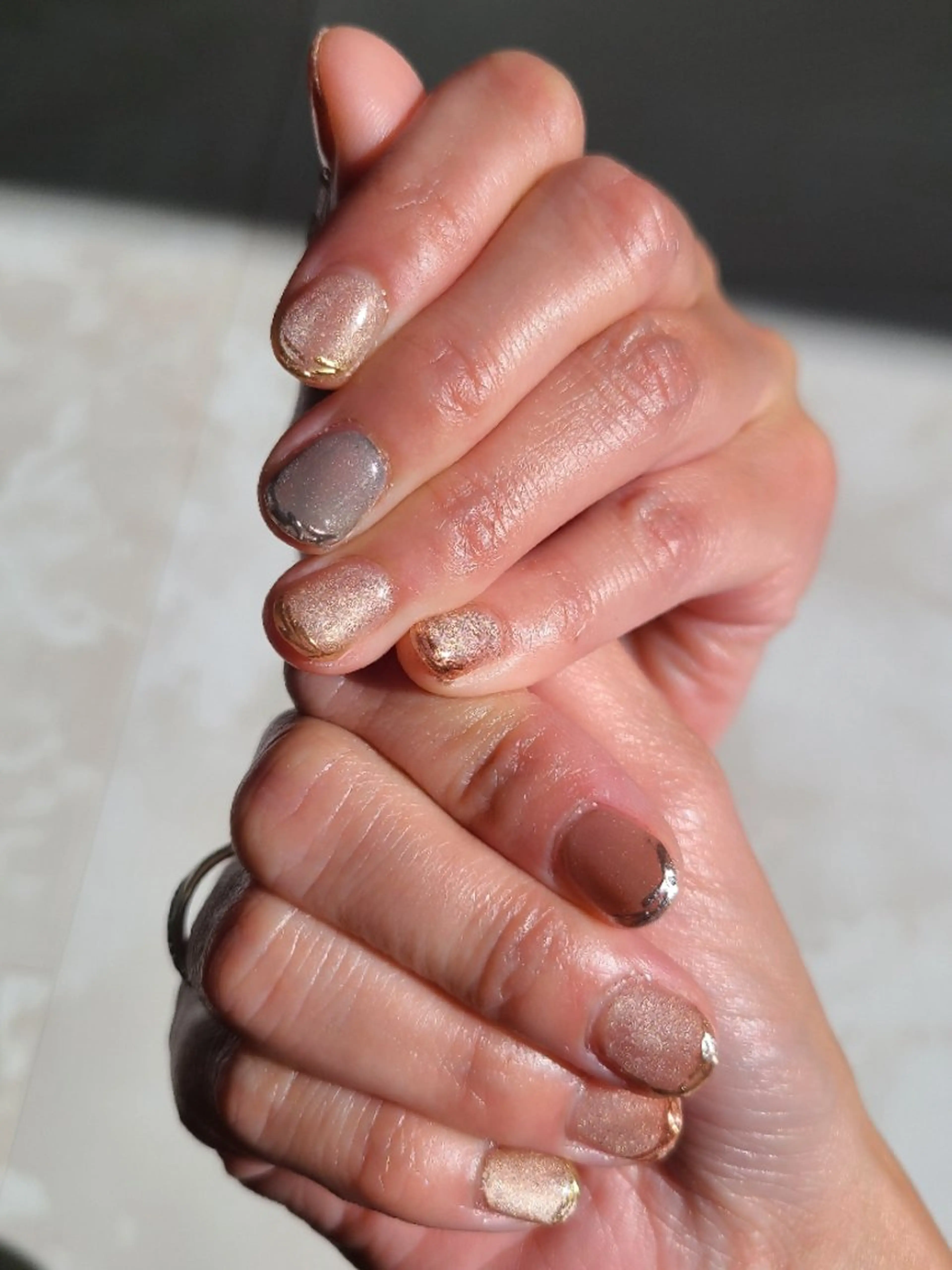 ネイル ミラーネイル オフィスネイル ハンドネイル Nailsalon Bella Lunaのネイルデザイン