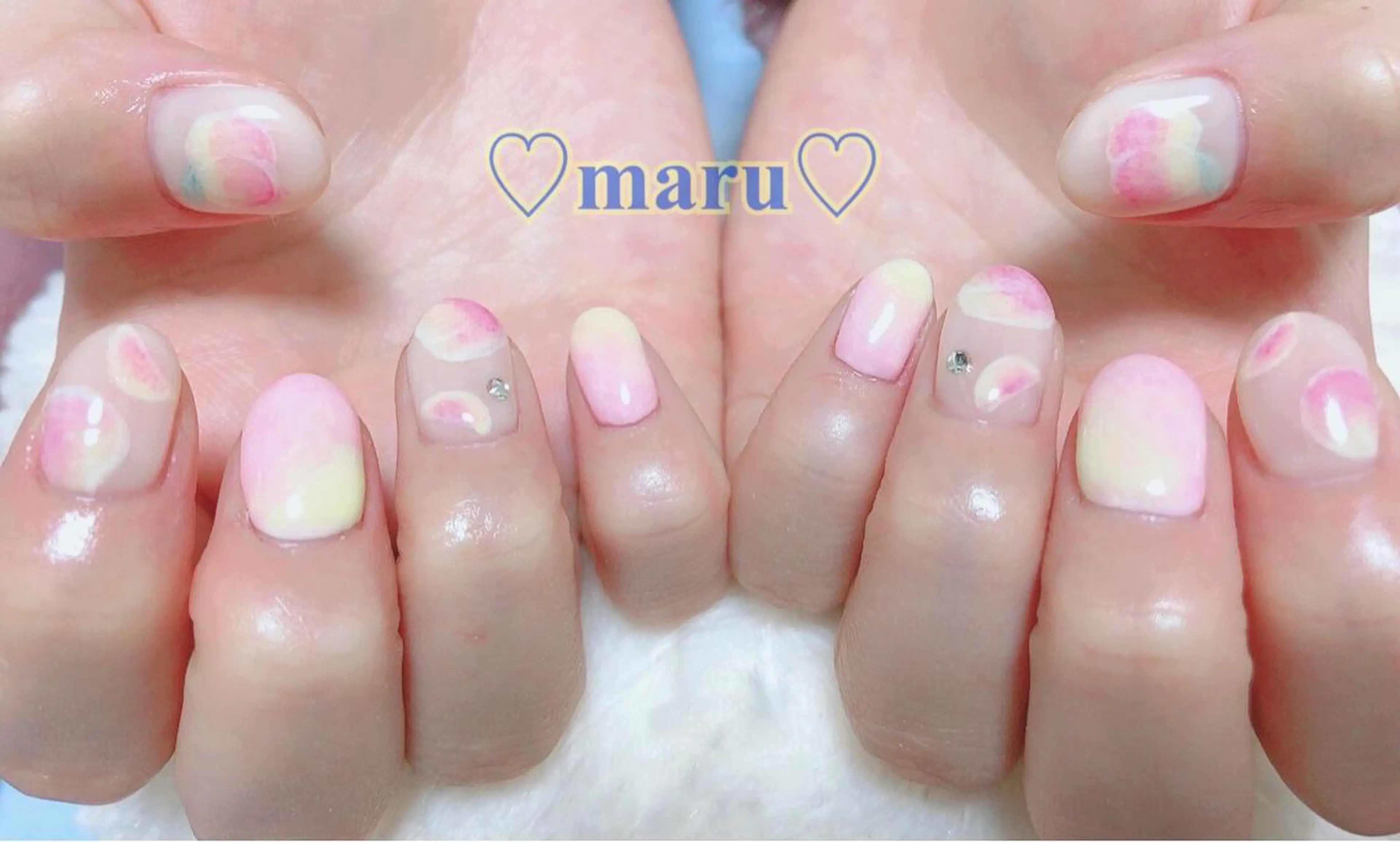 ネイル ハンドネイル フットネイル まるみ ♡のネイルデザイン