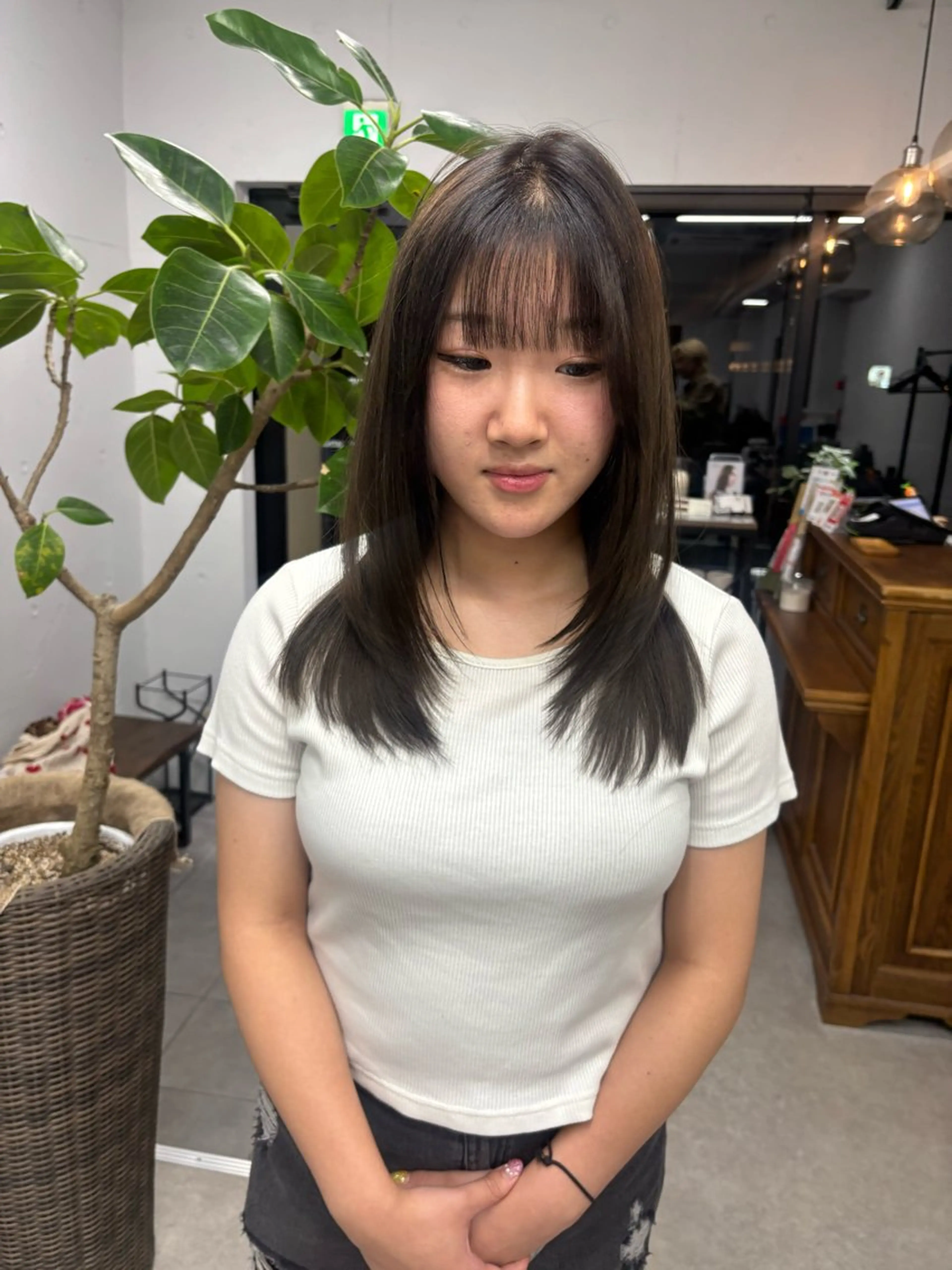 セミロング レイヤーカット darts所属・マツダ レンのヘアスタイル