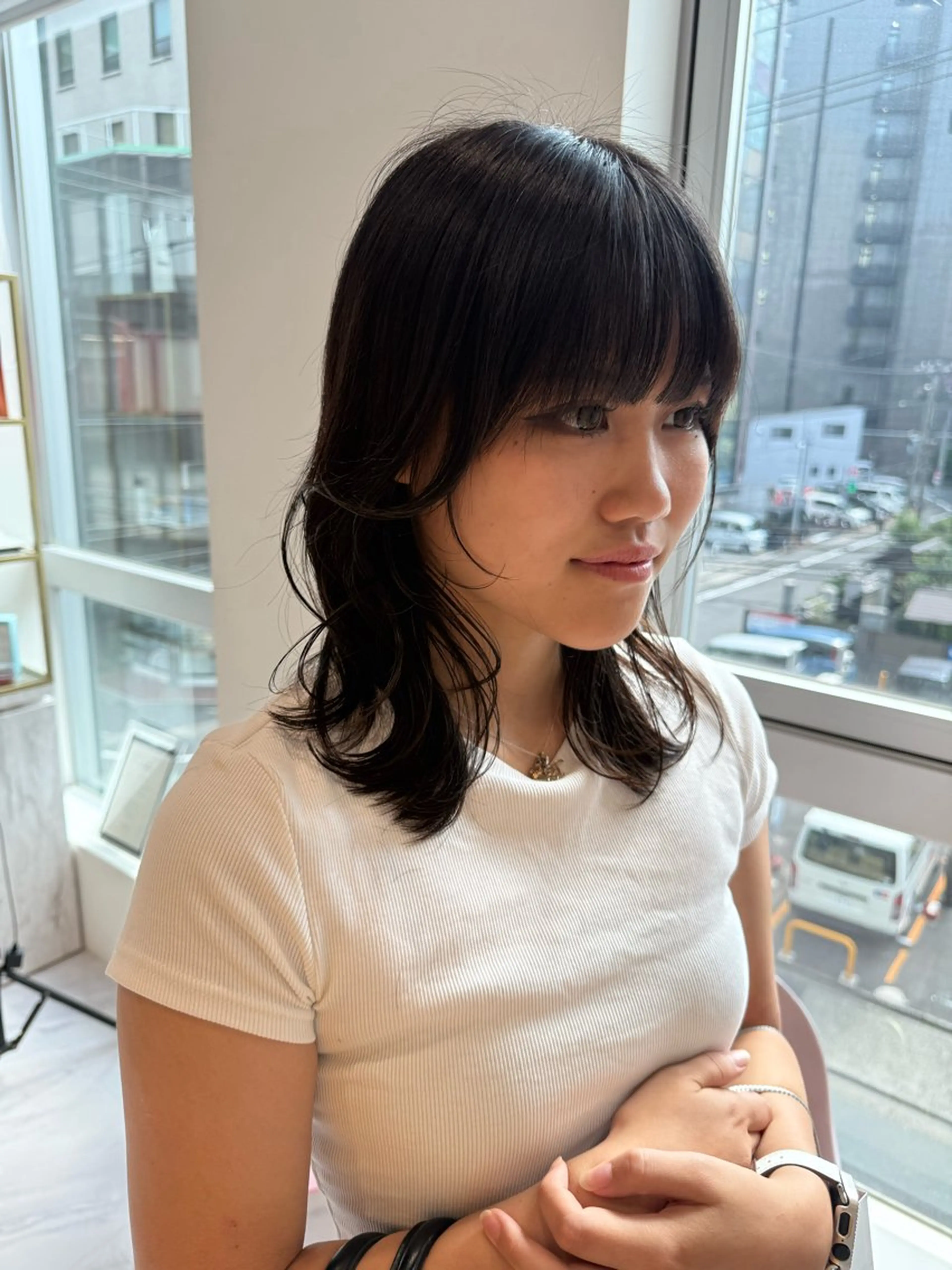 ミディアム カラー くびれヘア 似合わせカット カット ヘアカラー トリートメント 🌟TOSHI/透明 感カラー/ショートのヘアスタイル