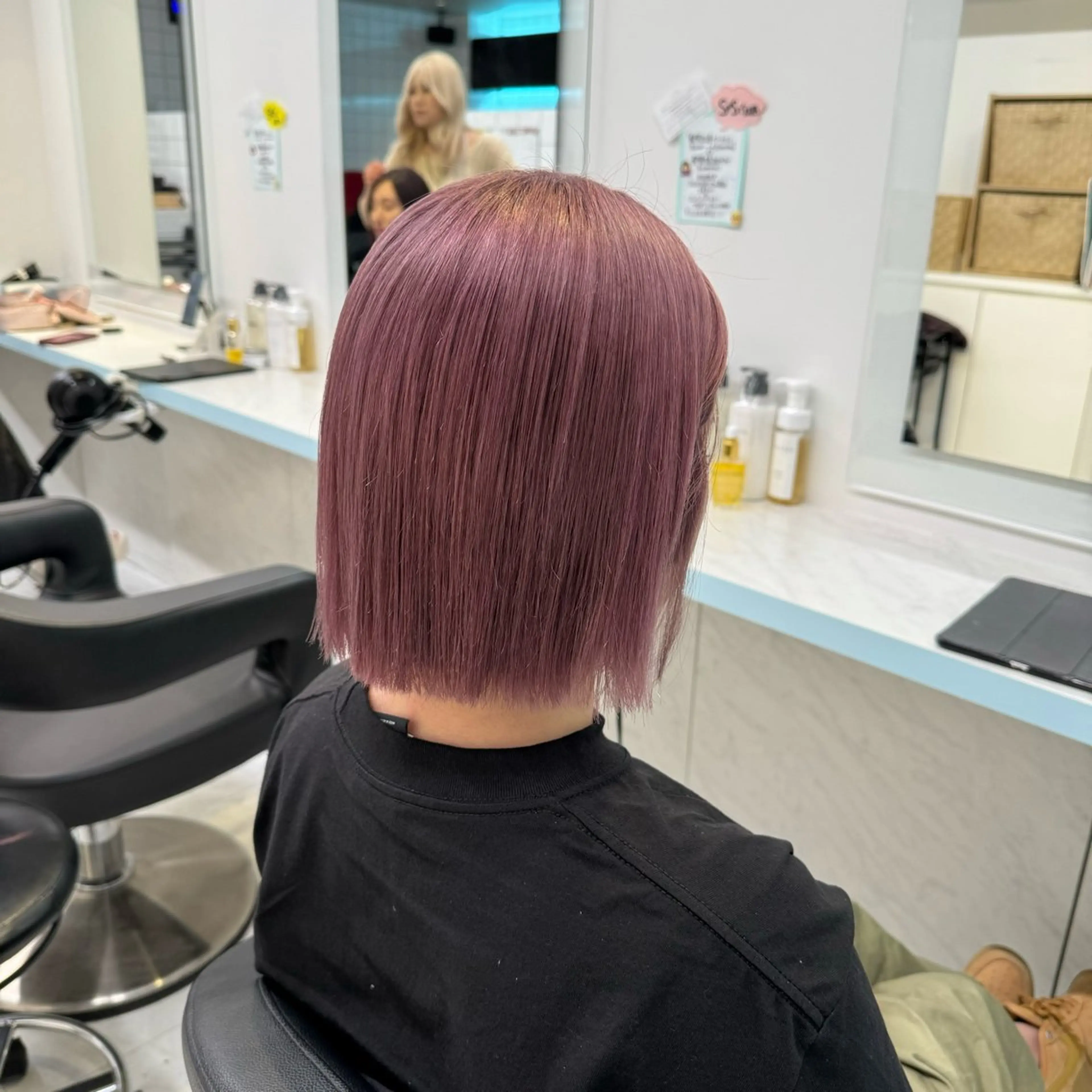 ミディアム カラー ヘアカラー 🩷モテ髪＆透明感 🩷ミルクティー🩷のヘアスタイル