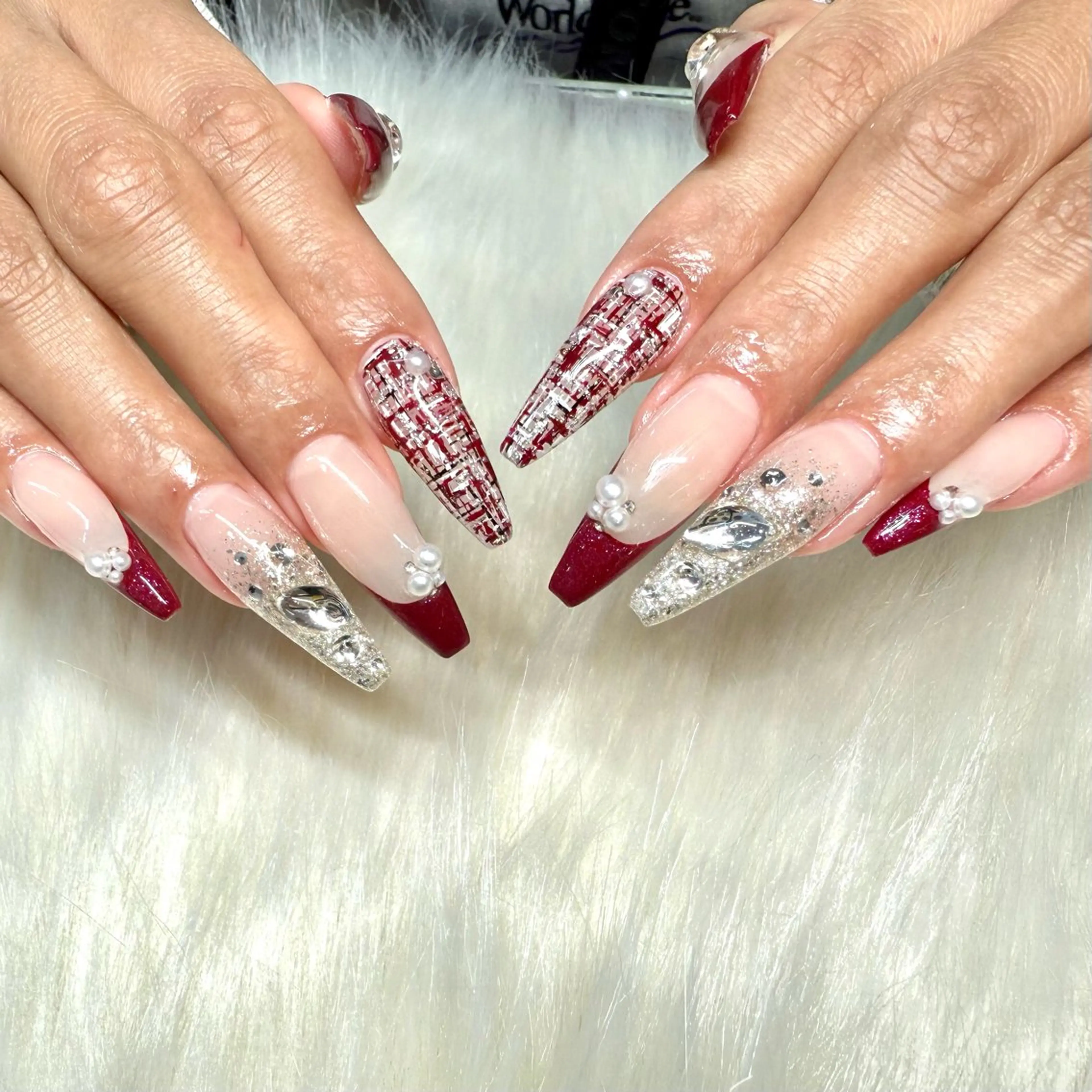 ネイル ハンドネイル Bianca浦和🎀 渋谷のネイルデザイン