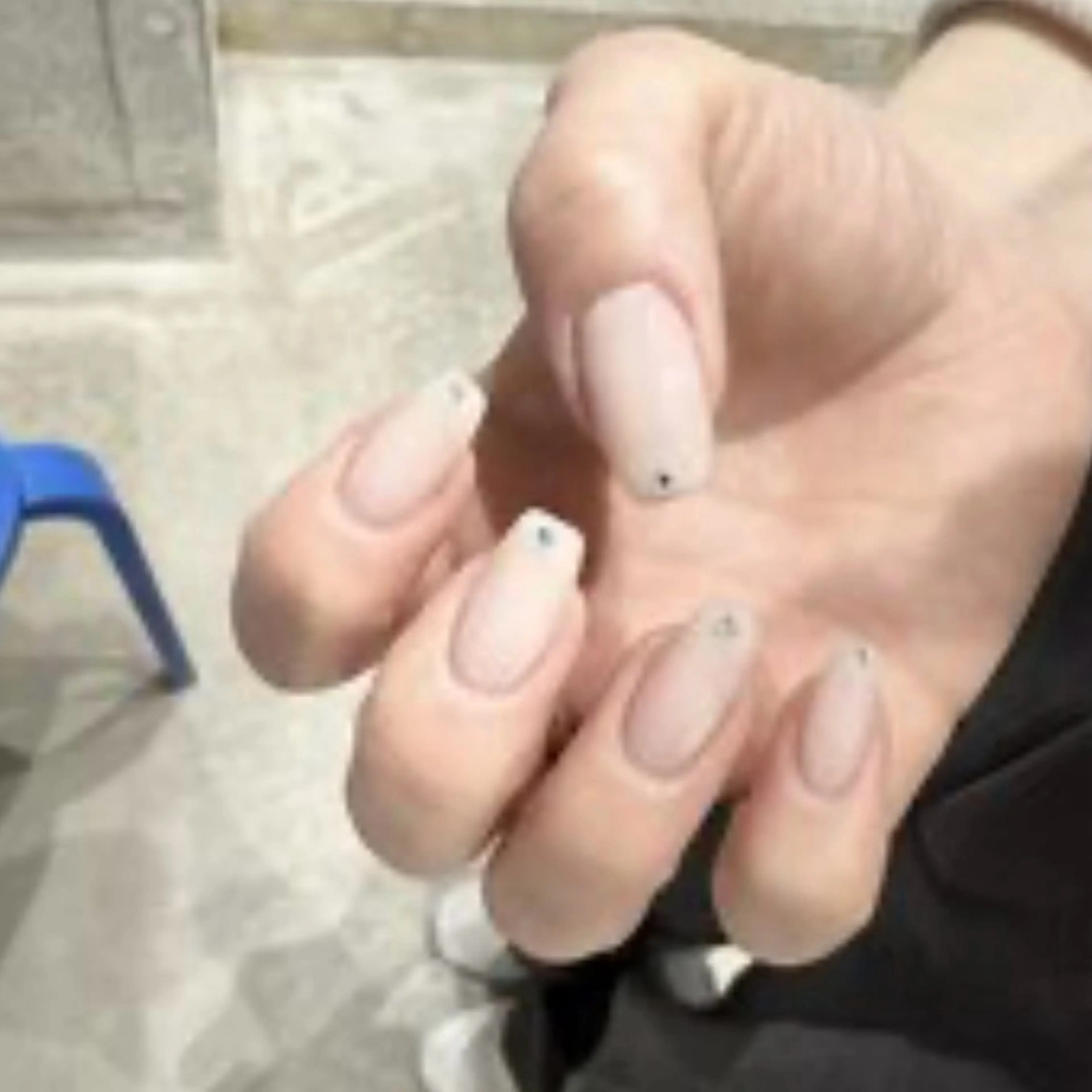 【オフ込み🎀オフケア込み】パラジェル使用⭐︎透明感ワンカラー+小さめ上品パーツの写真