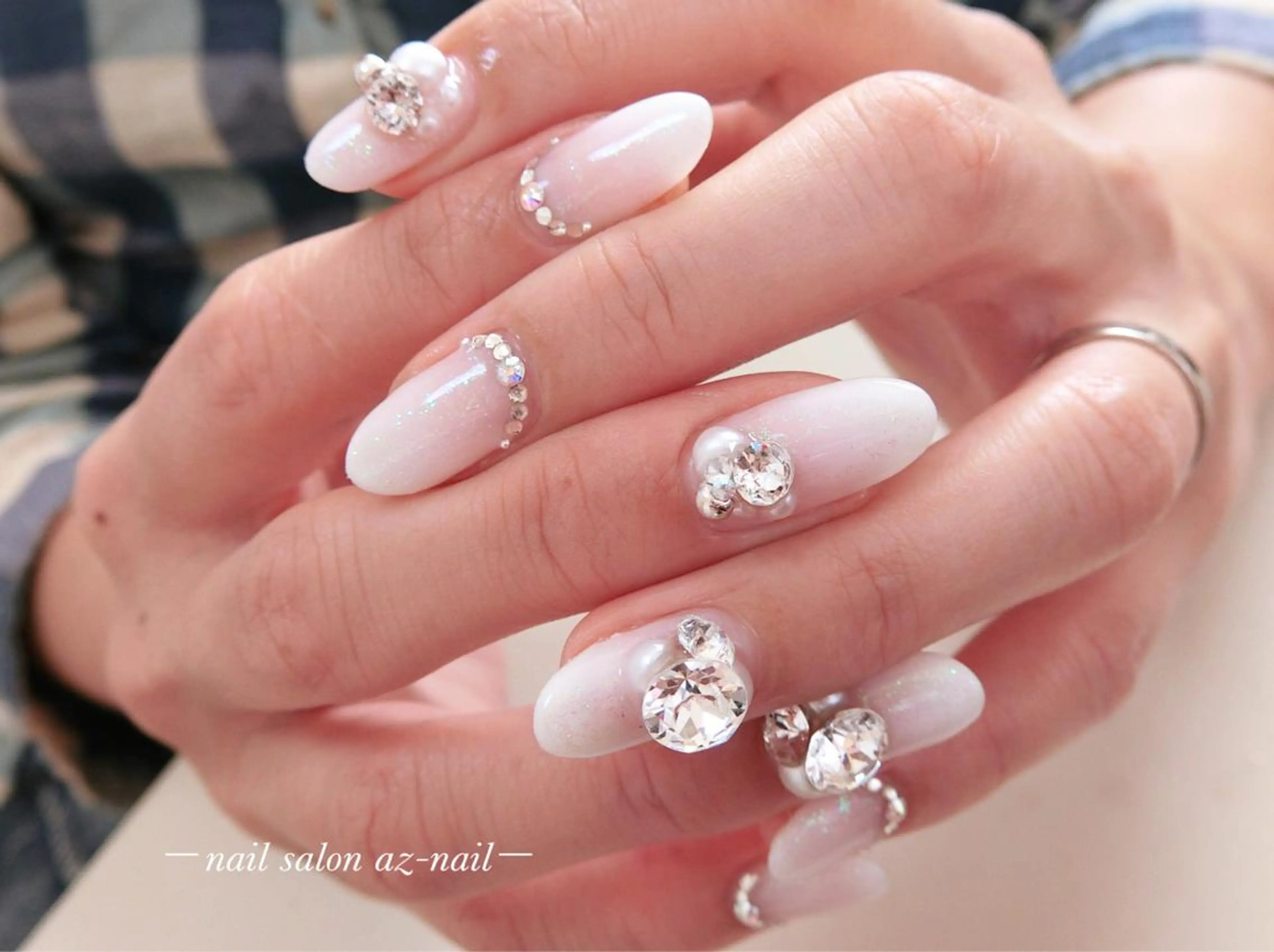 ネイル 井上 梓のネイルデザイン