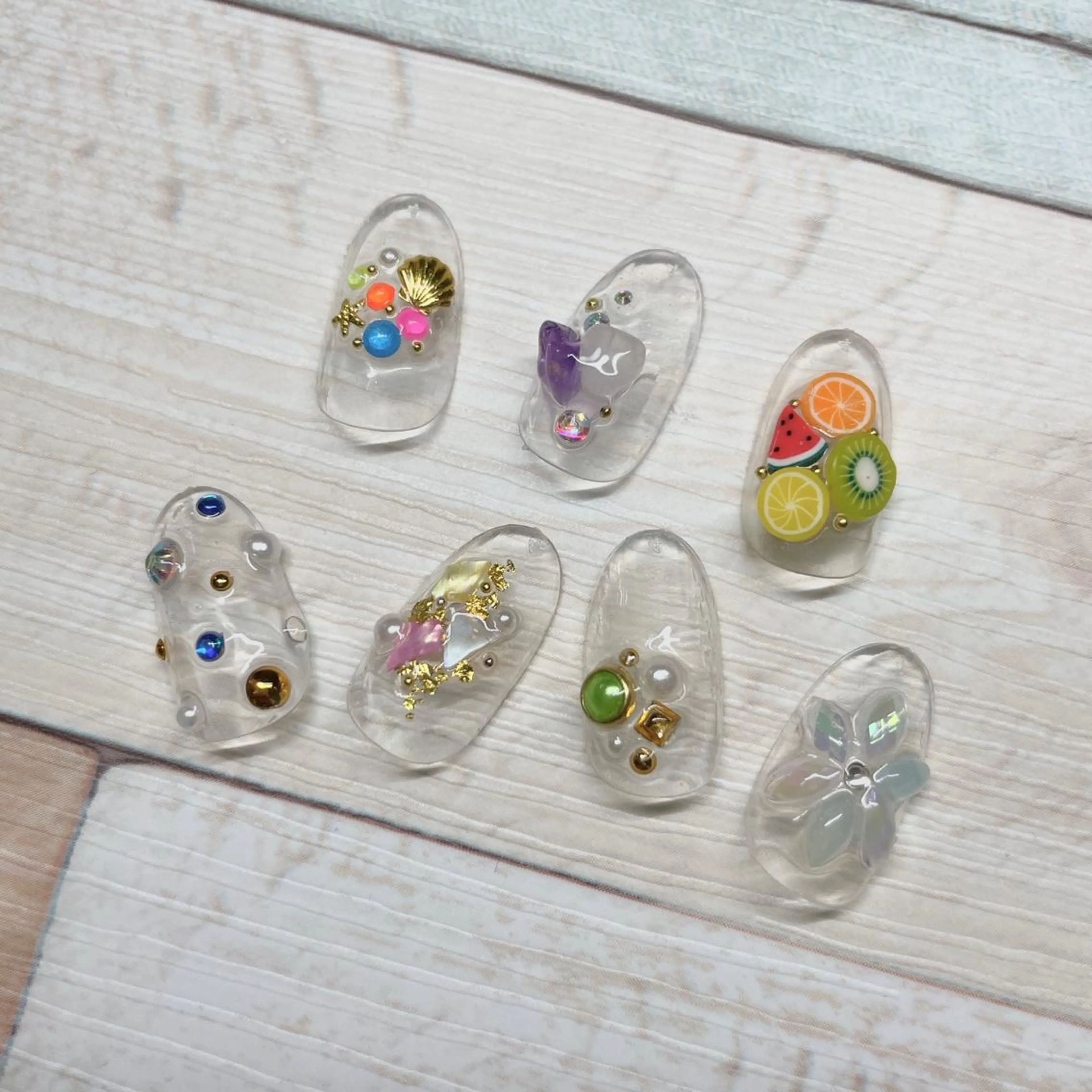 ネイル Nail Blue512所属・Nailist MINORIのネイルデザイン