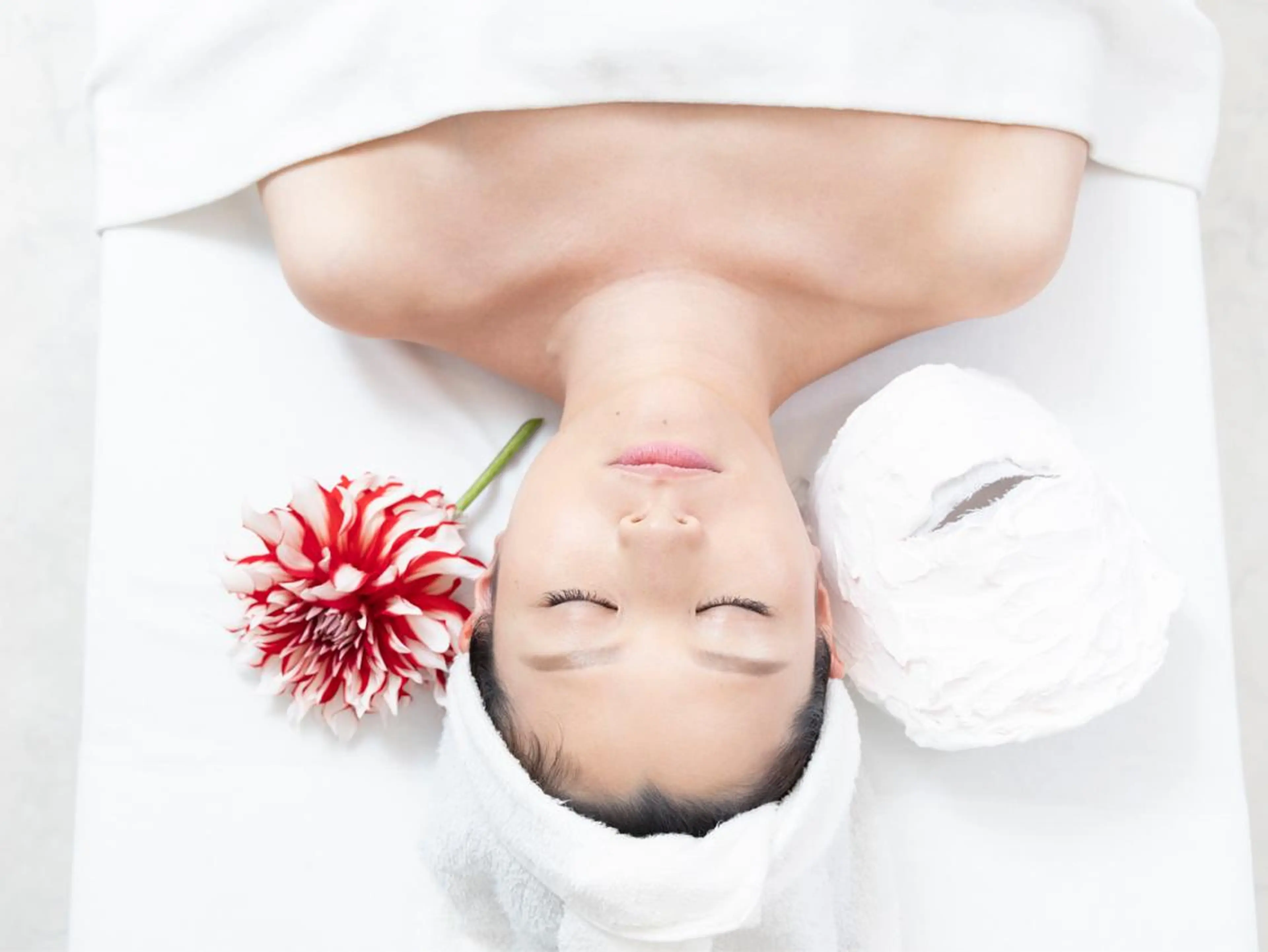 【小顔＆石膏パックコース🔥】本格頭蓋骨矯正＆立体小顔コルギ＋石膏パック¥10,600の写真