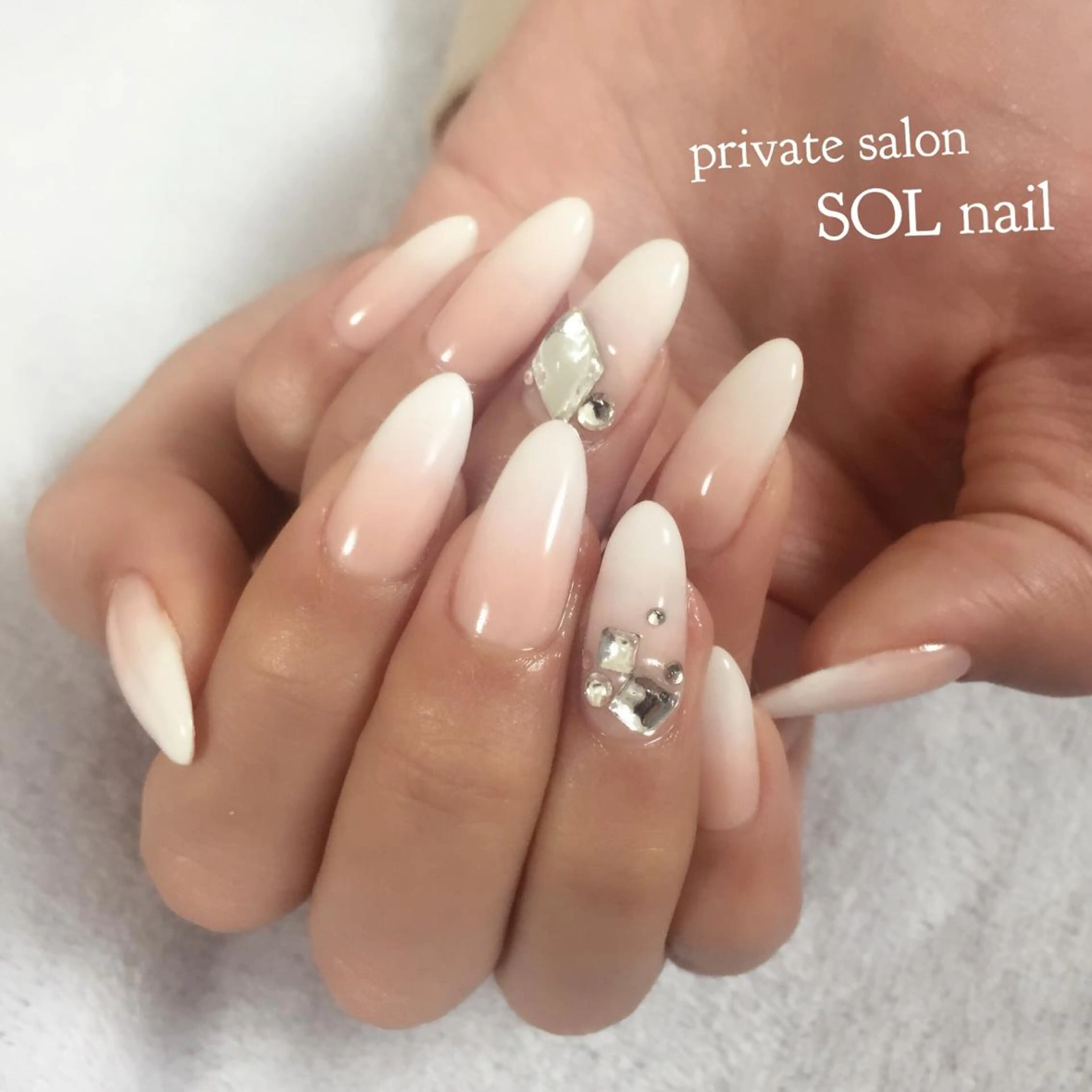 ネイル SOL NAILのネイルデザイン