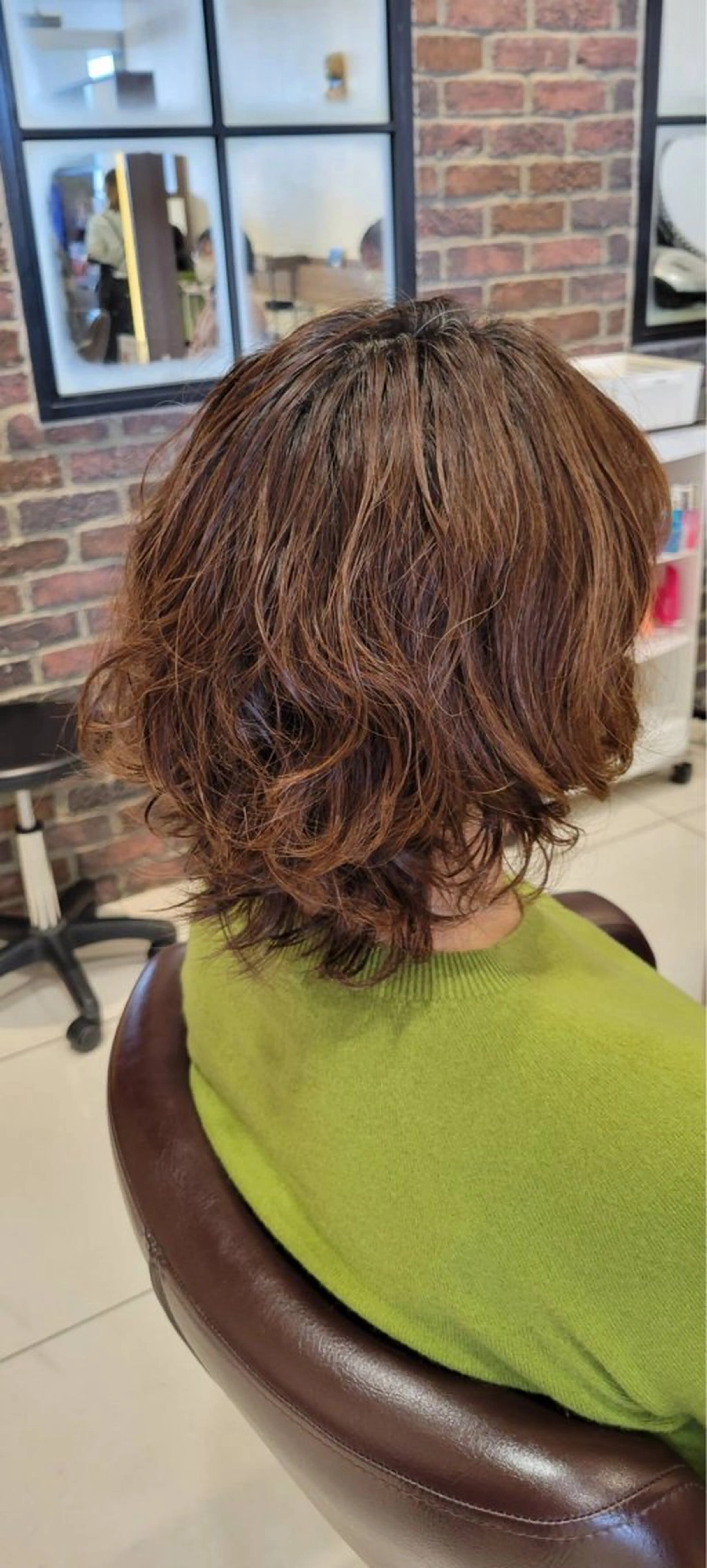 ミディアム パーマ bassa東大和店 白石優輝のヘアスタイル