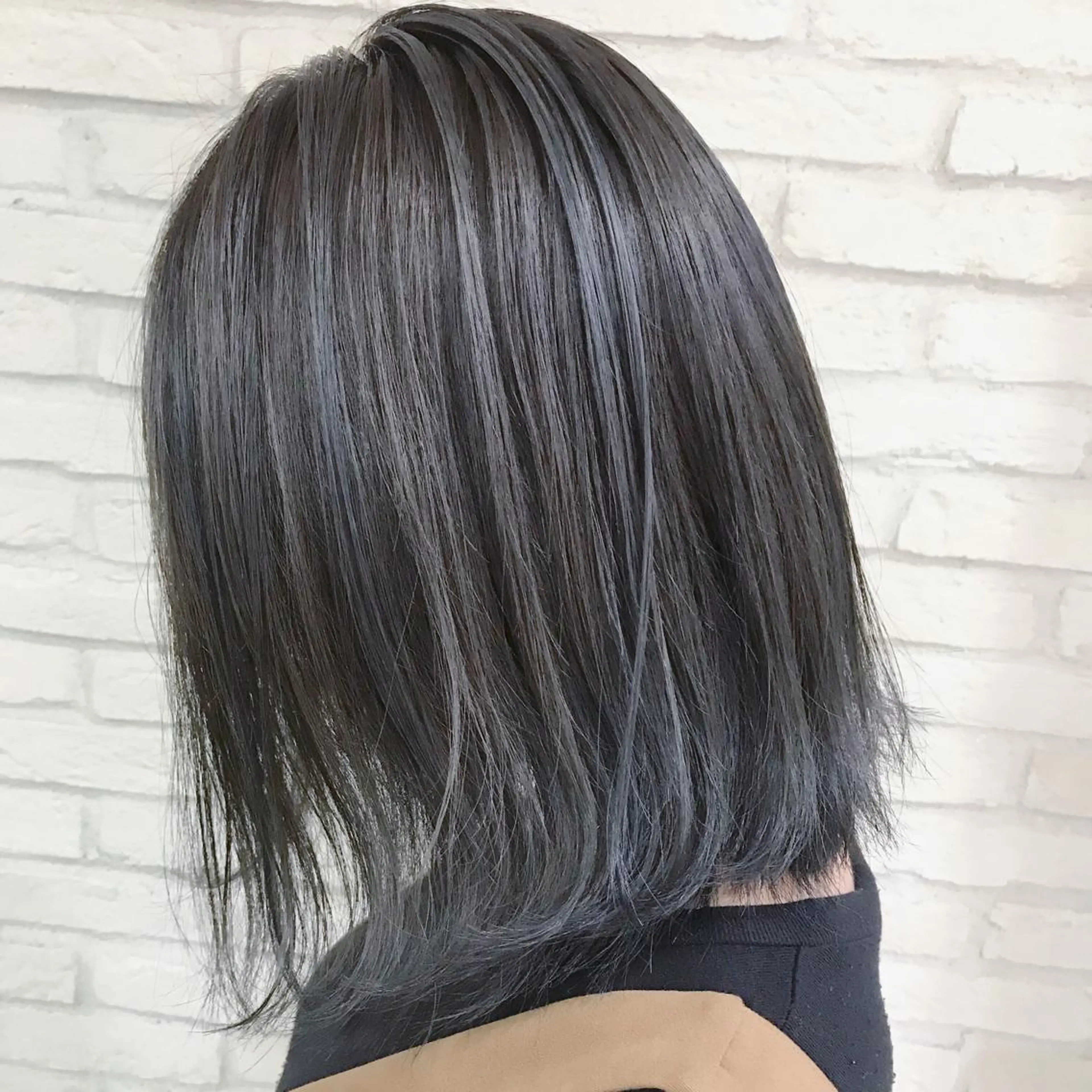 ミディアム カラー ブリーチ ハイライトカラー ハイライト 横浜🍒ルーツカラー エクステ／RIEのヘアスタイル