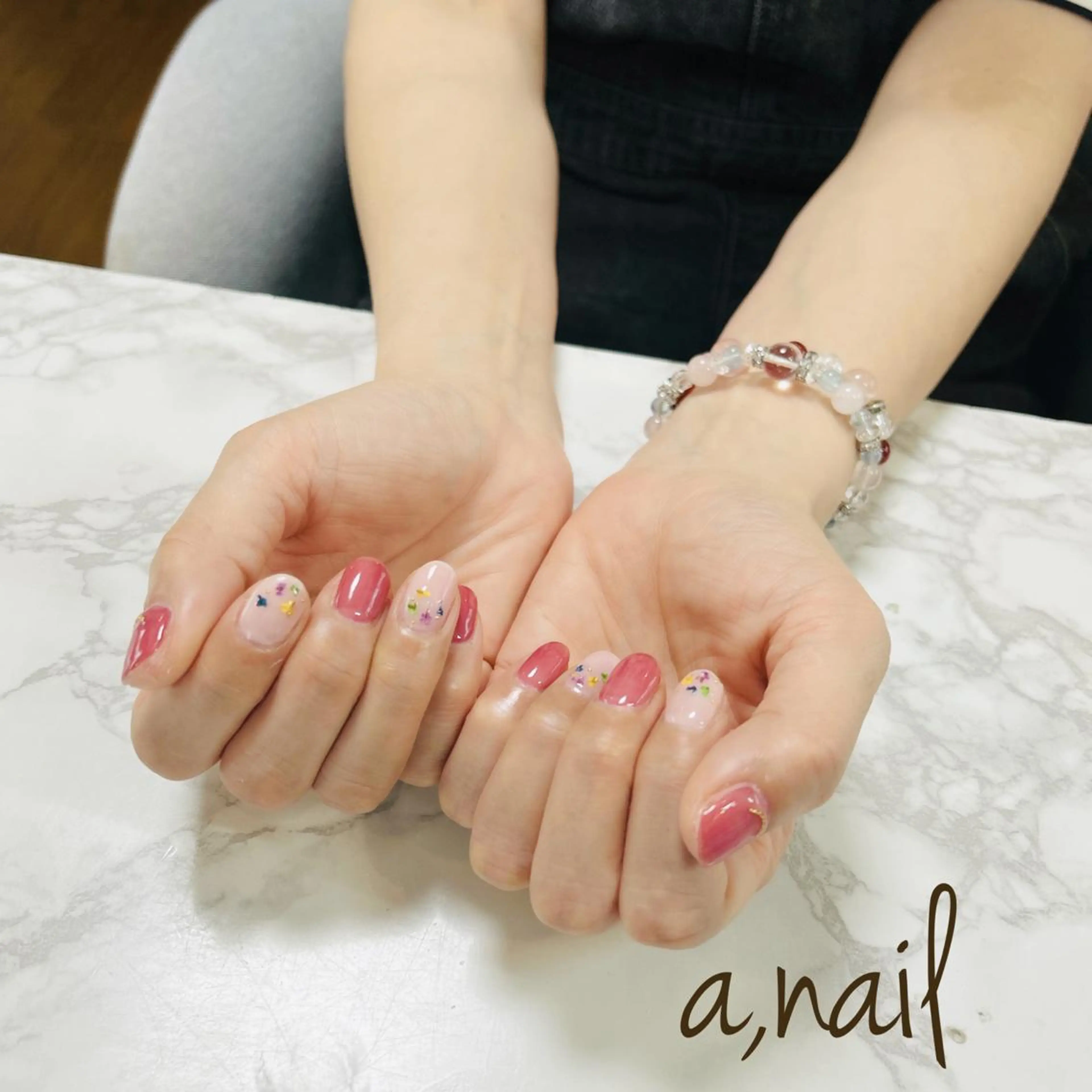 ネイル フラワーネイル フットネイル ジェルネイル グラデーション オフィスネイル ハンドネイル ネイルサロン エーネイルのネイルデザイン
