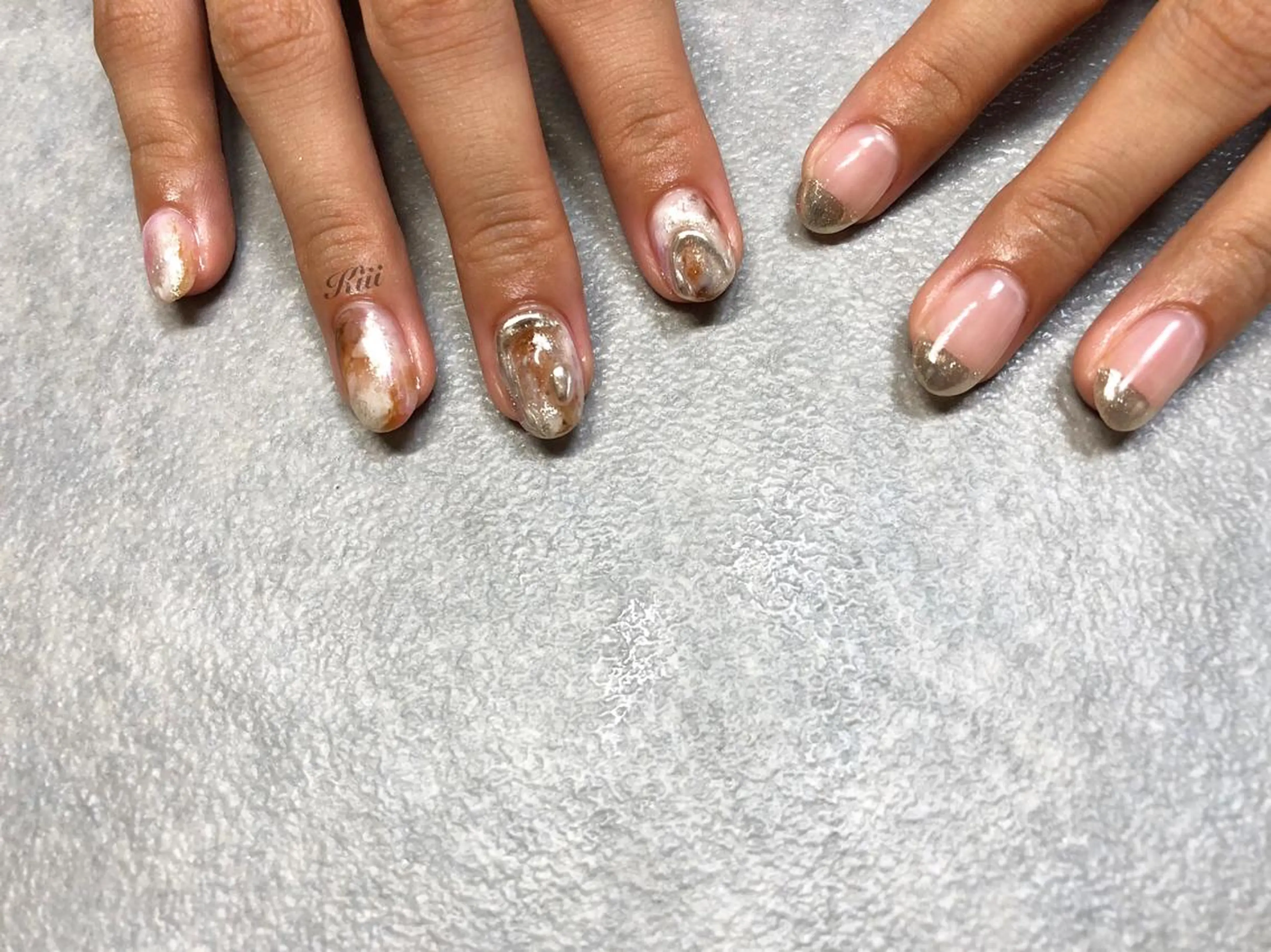 ネイル ハンドネイル フットネイル kiii.__ ✴︎*のネイルデザイン
