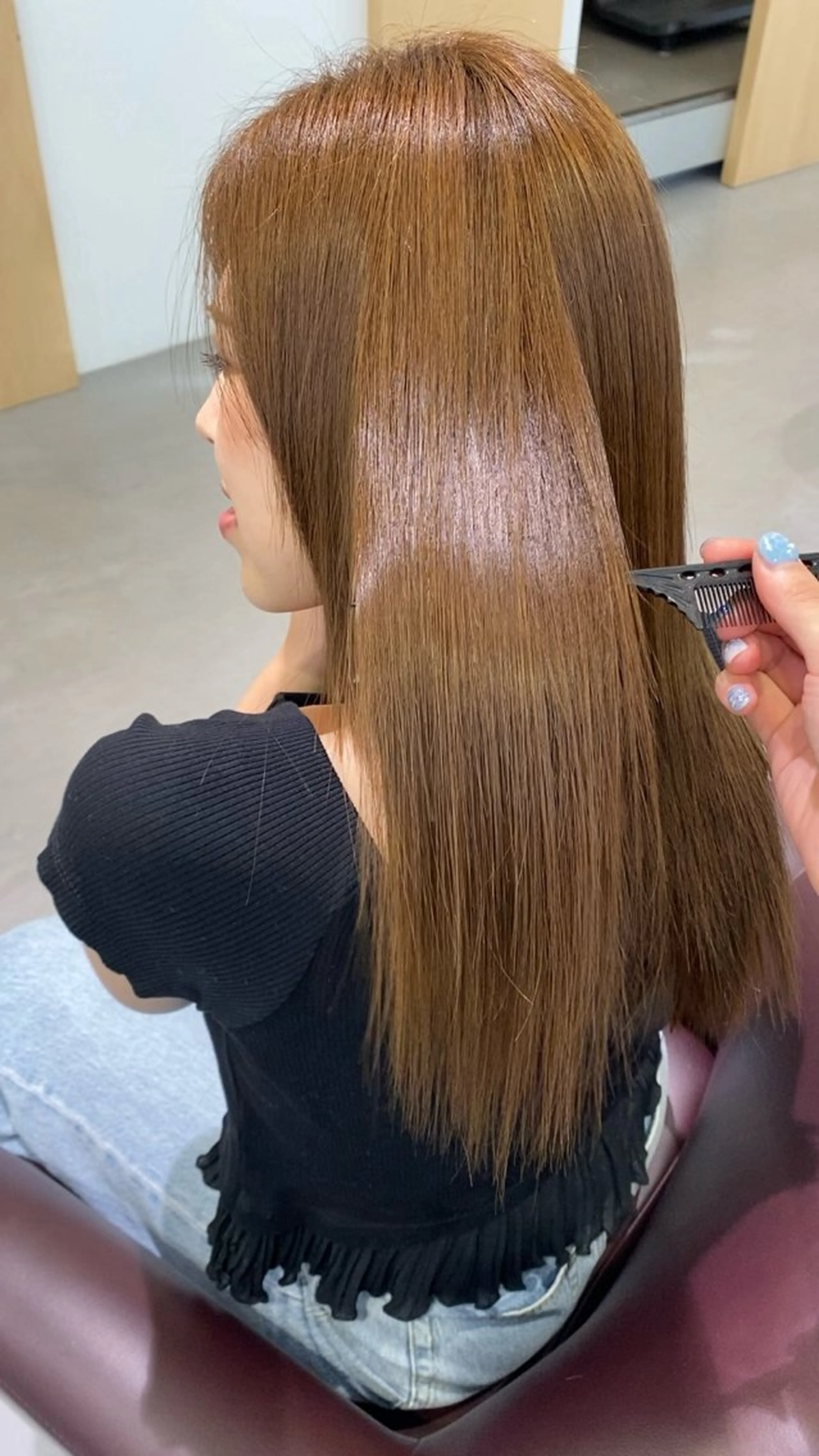 ロング ヘアカラー トリートメント ️🫧透明感カラー& 髪質改善🎀いさきのヘアスタイル