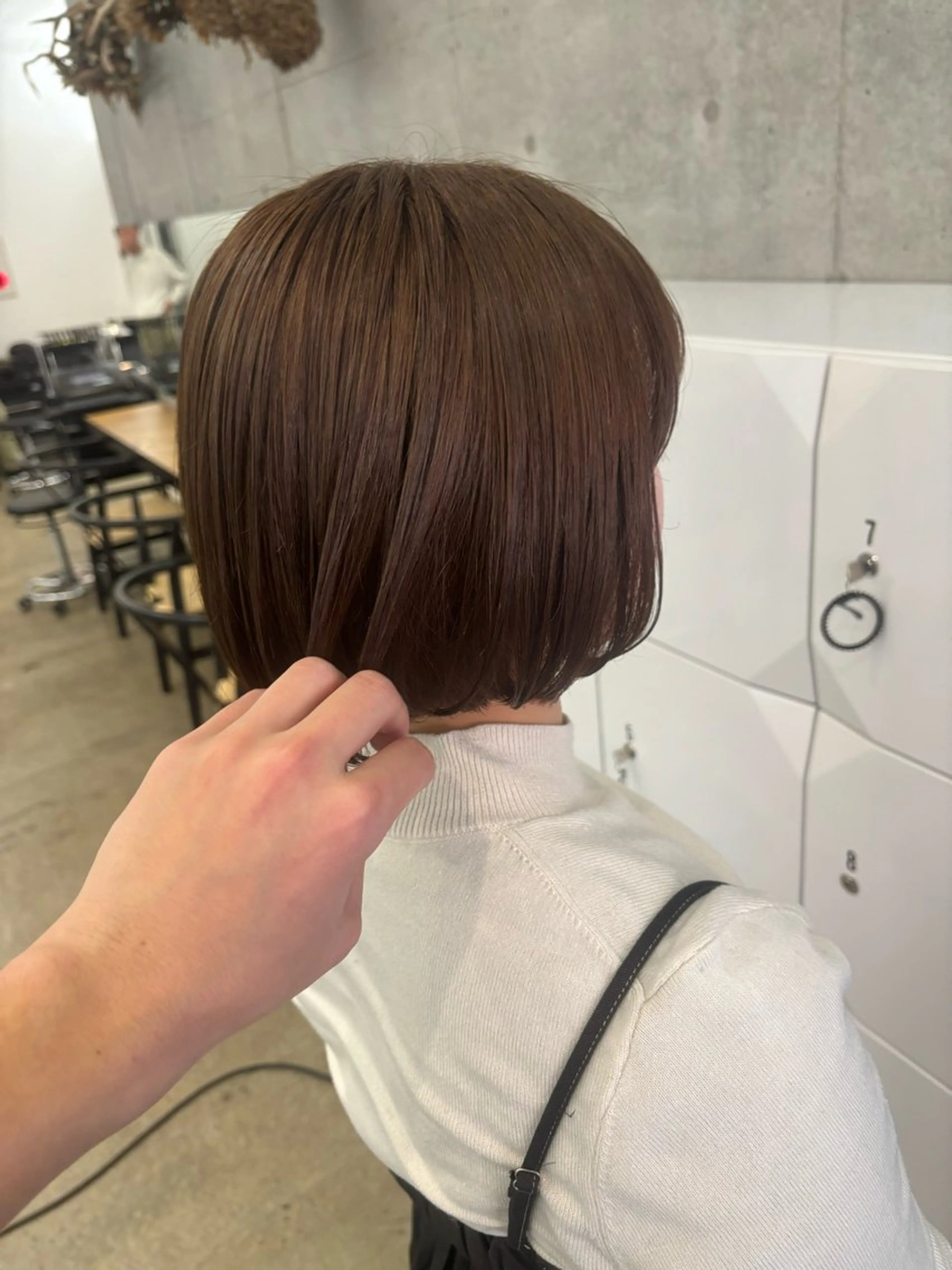 ショート カラー ベージュカラー ブリーチ ブラウンカラー ブラウンベージュ 透明感カラー カット ヘアカラー トリートメント YUTO歴9年 ベージュの透明感得意のヘアスタイル