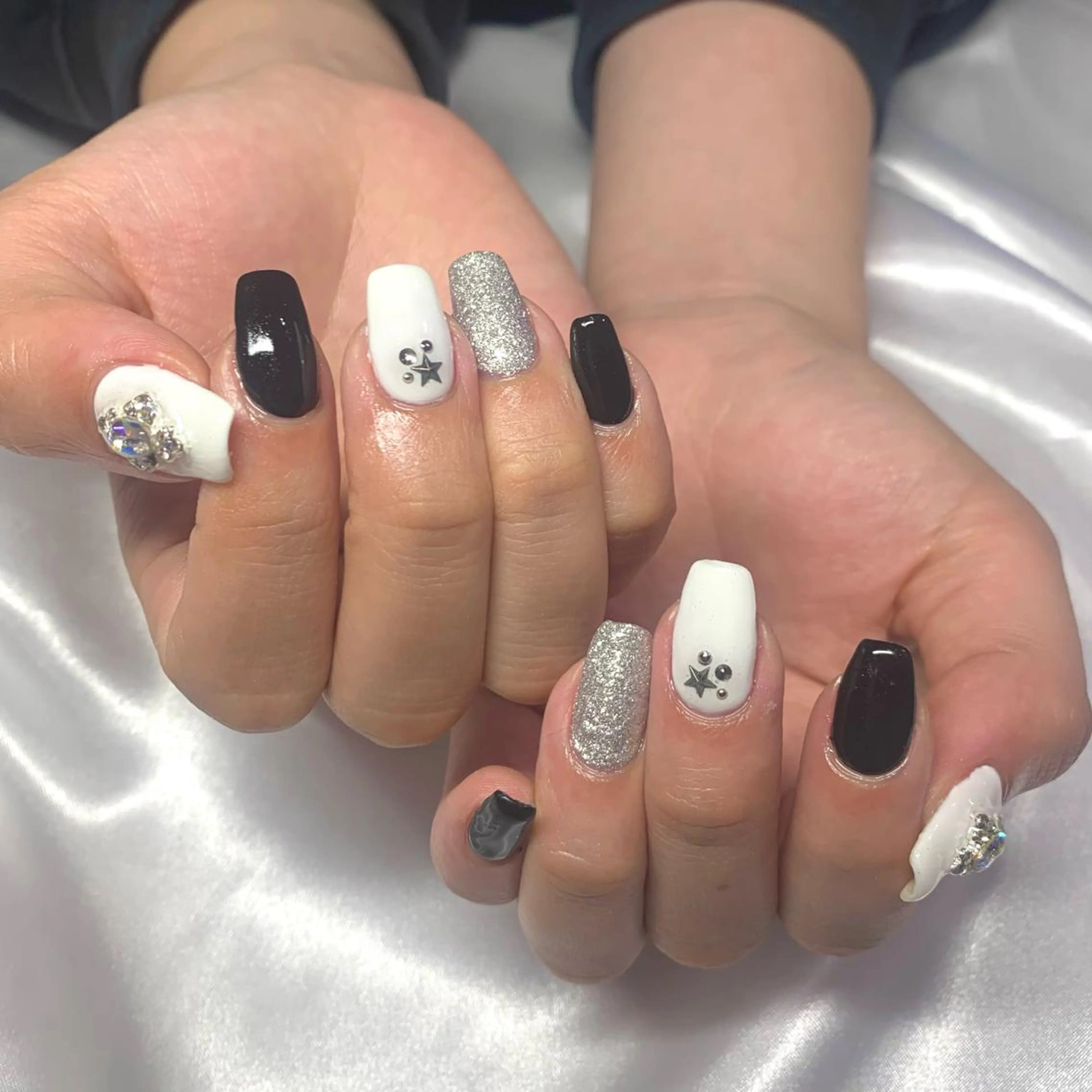 ネイル élu by Noriko 前原のネイルデザイン