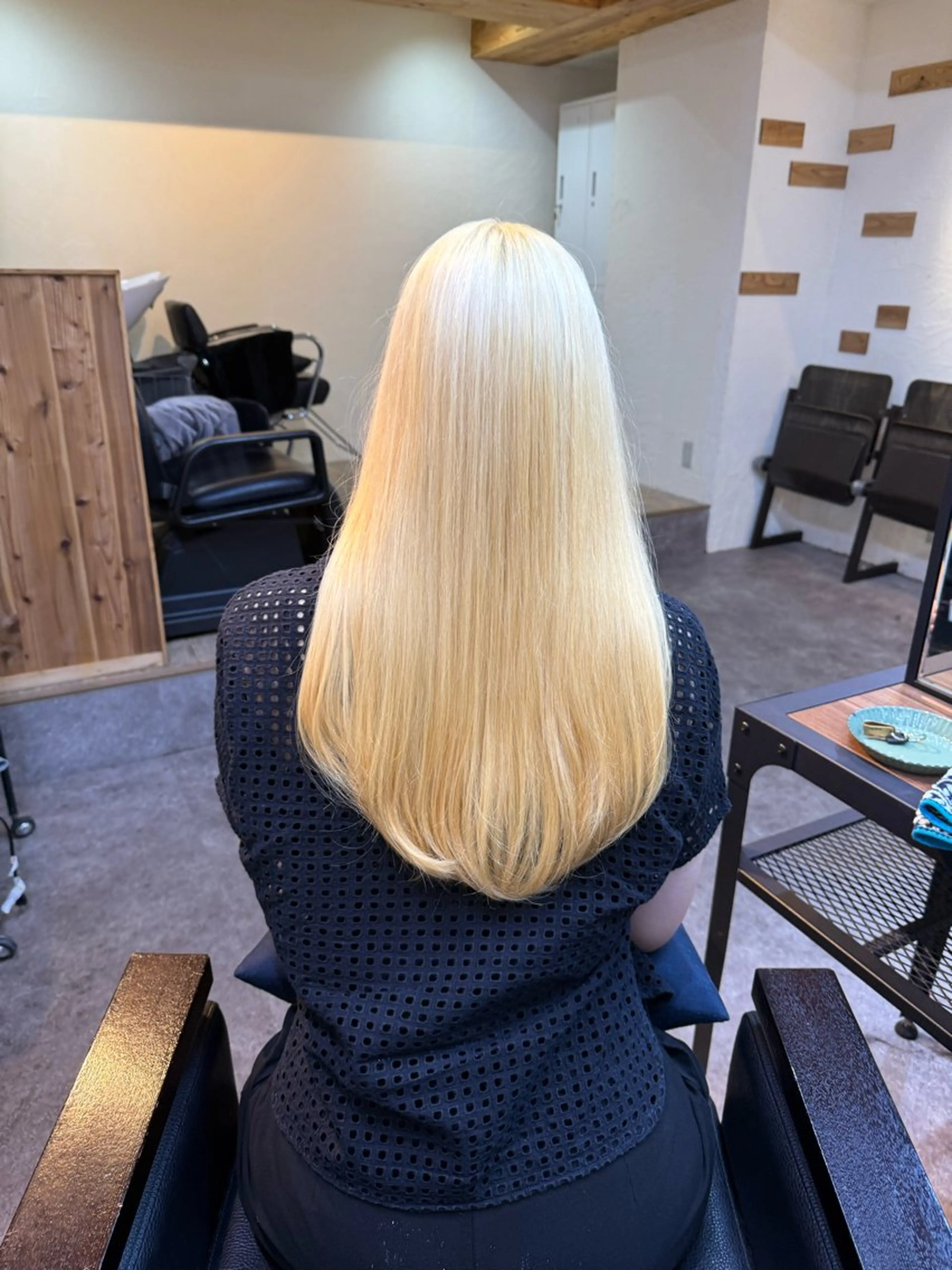 艶暖色/ベージュ SAKI💜のヘアスタイル