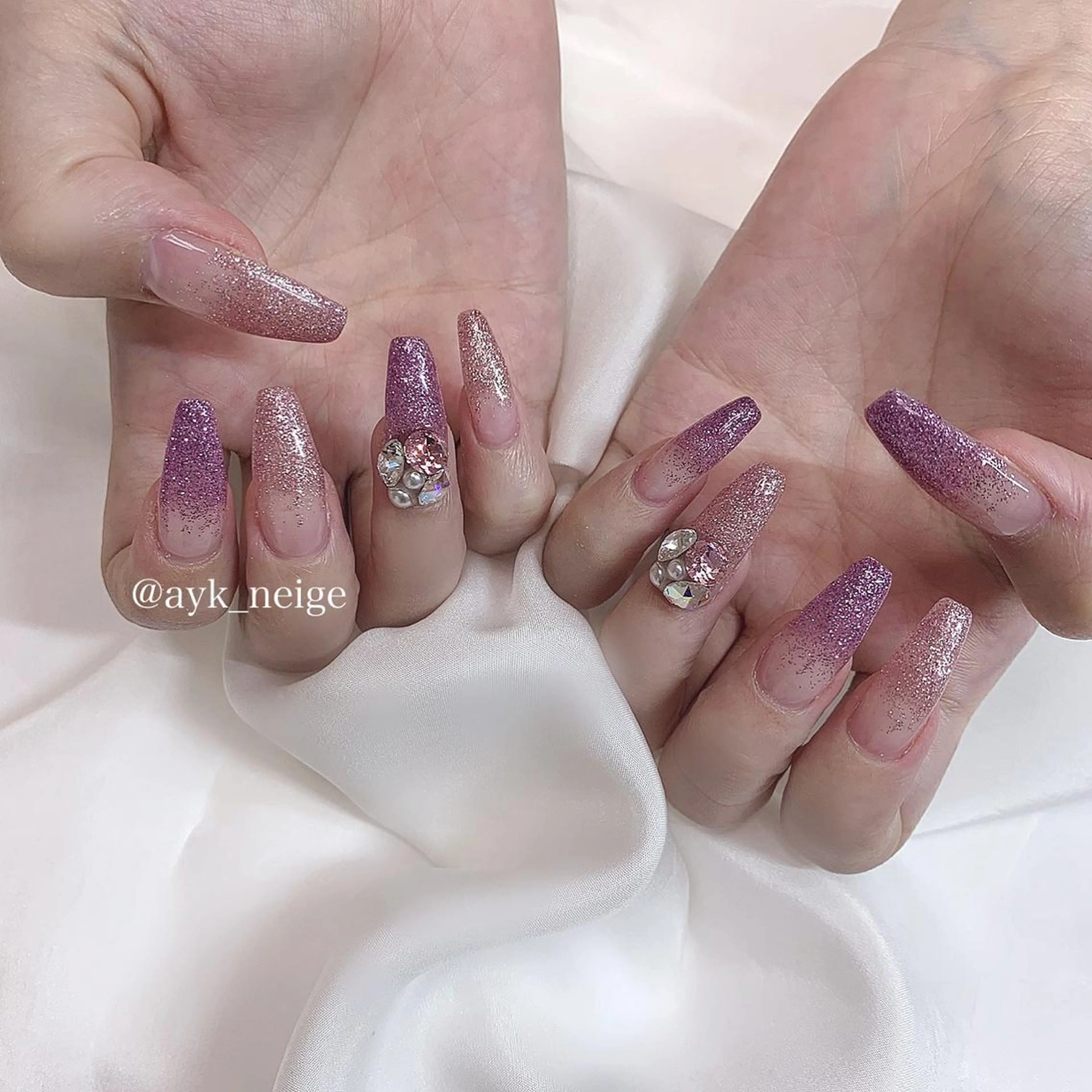 ネイル オーロラネイル フットネイル キラキラネイル 韓国ネイル ツイードネイル n'eige nail所属・大谷 綾香のネイルデザイン