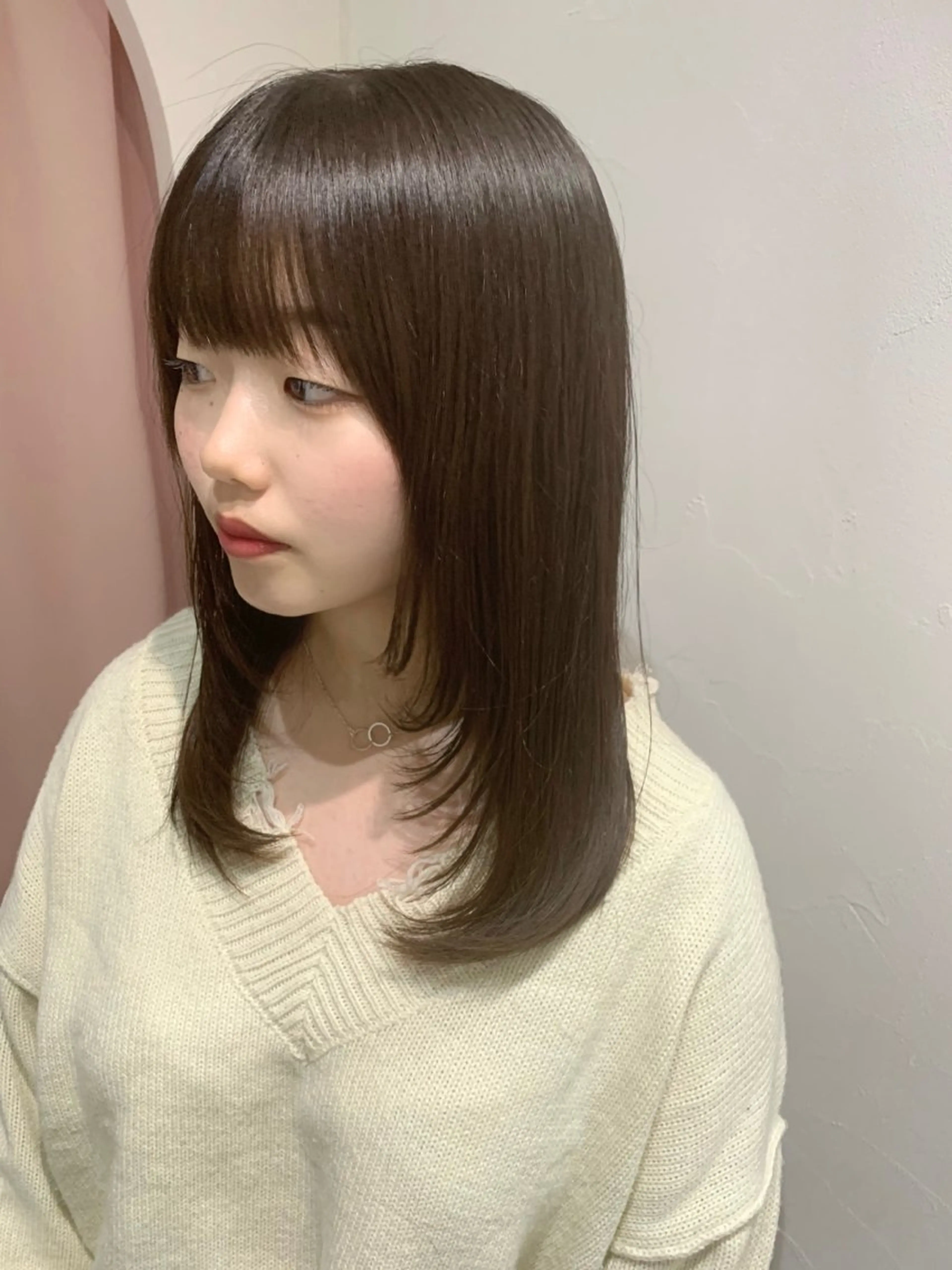 セミロング ヘアカラー LITTLE _KATOのヘアスタイル