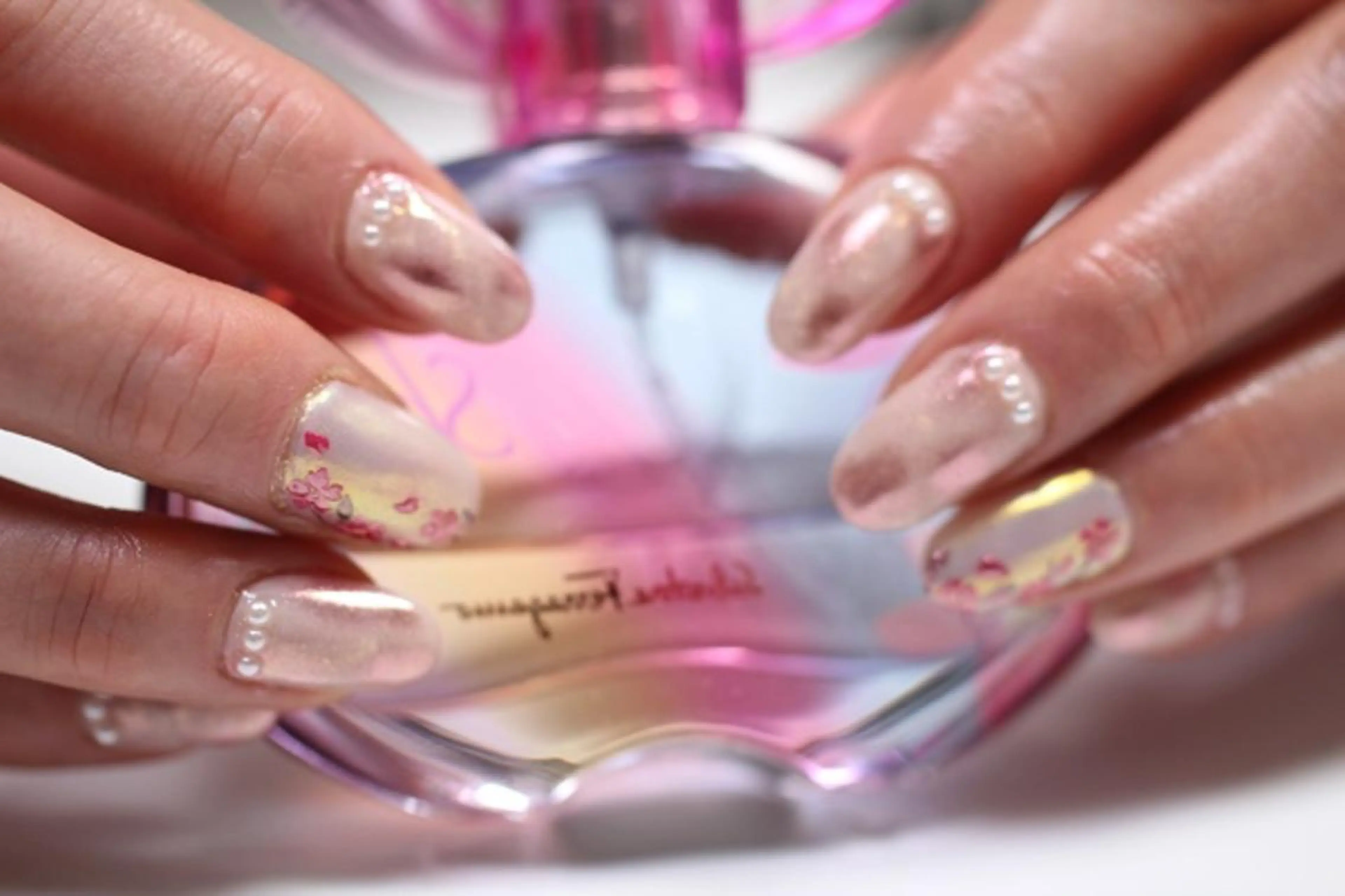 ネイル ジェルネイル ママリンド　志村坂上店所属・しみ えんのネイルデザイン