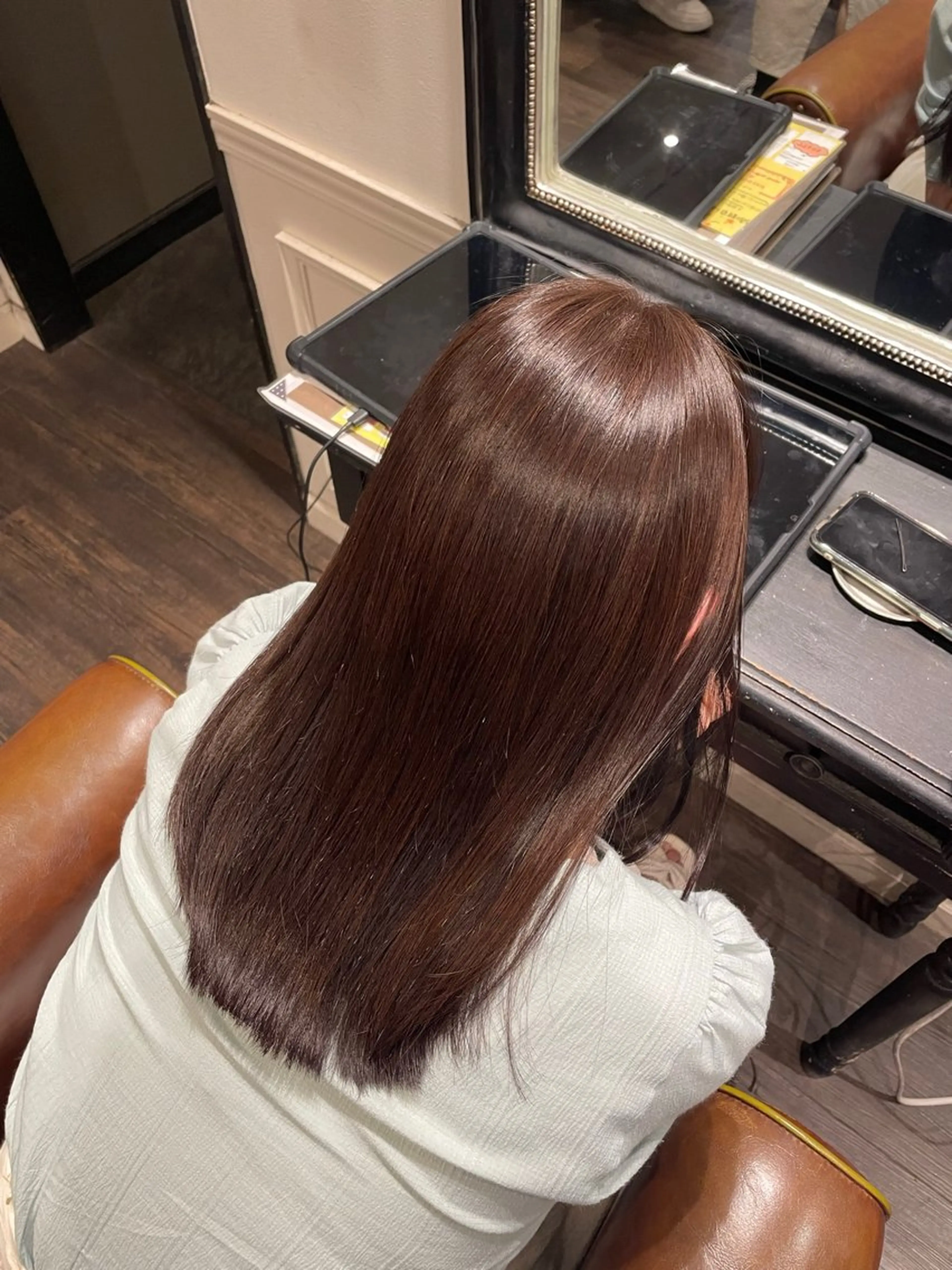 カラー shiomi H辻田 杏梨のヘアスタイル