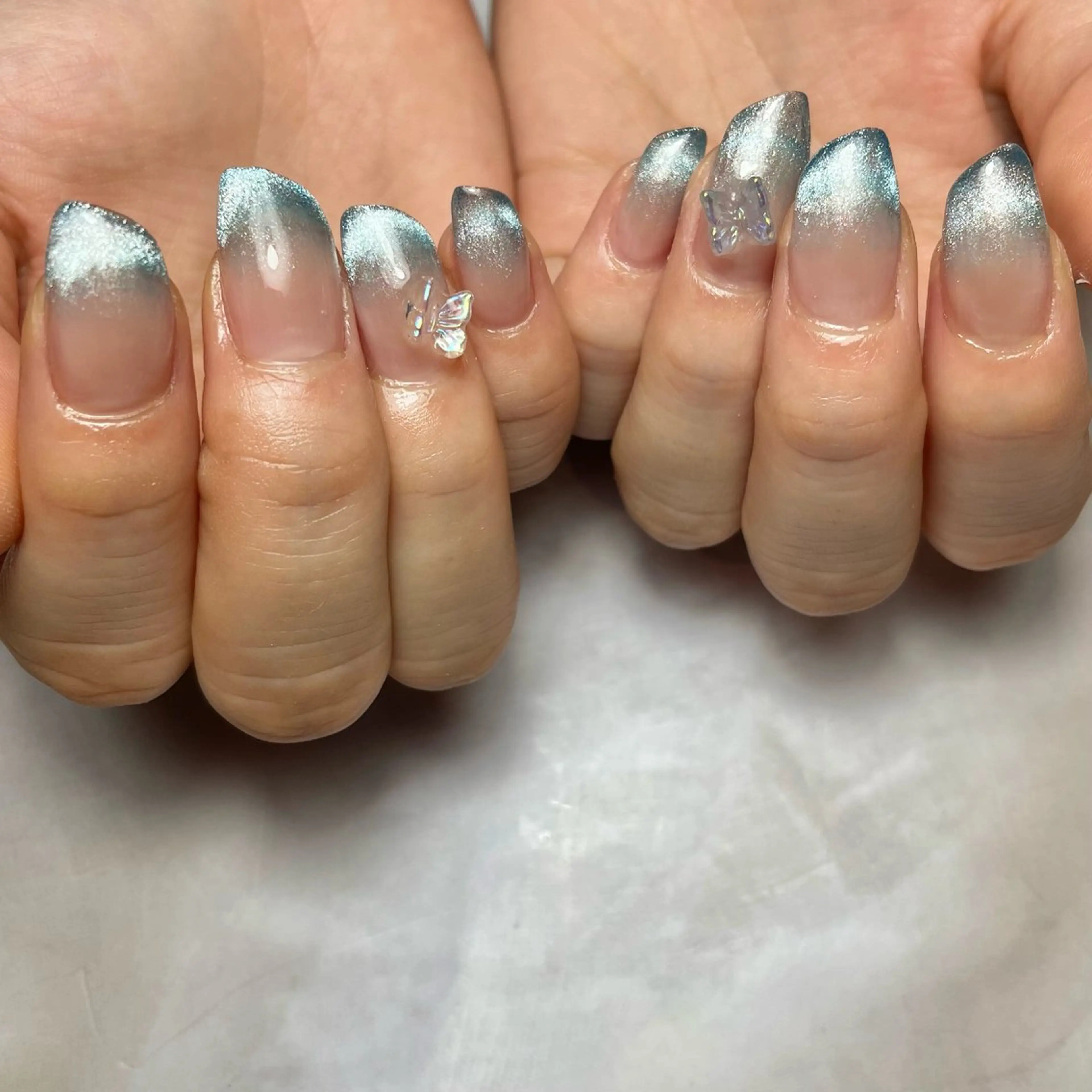 ミディアム ネイル フレンチネイル ジェルネイル マグネットネイル マグネットフレンチ スカルプネイル Reflection marikoのネイルデザイン