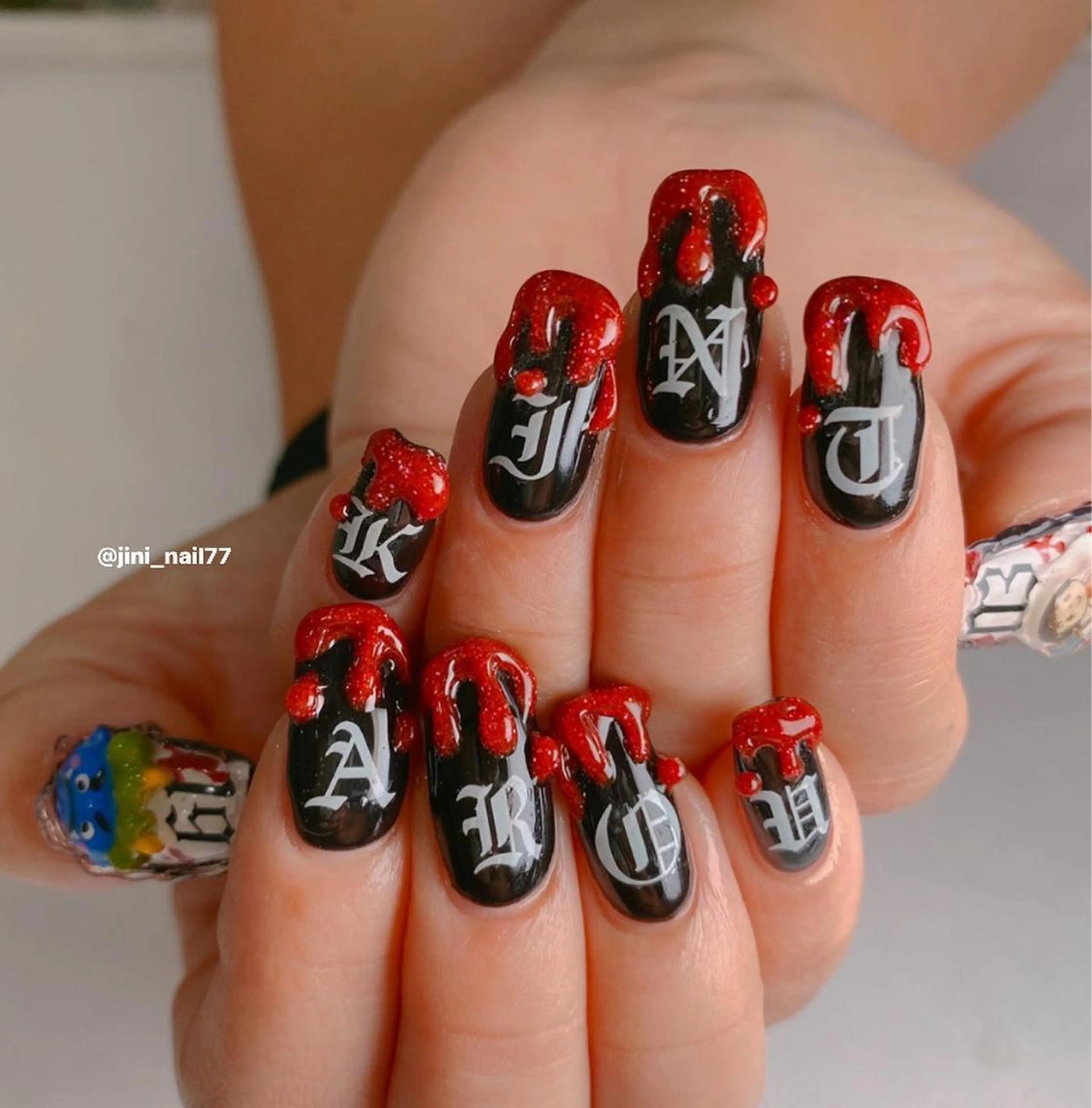 ネイル JINI NAIL所属・ジニ ネイルのネイルデザイン