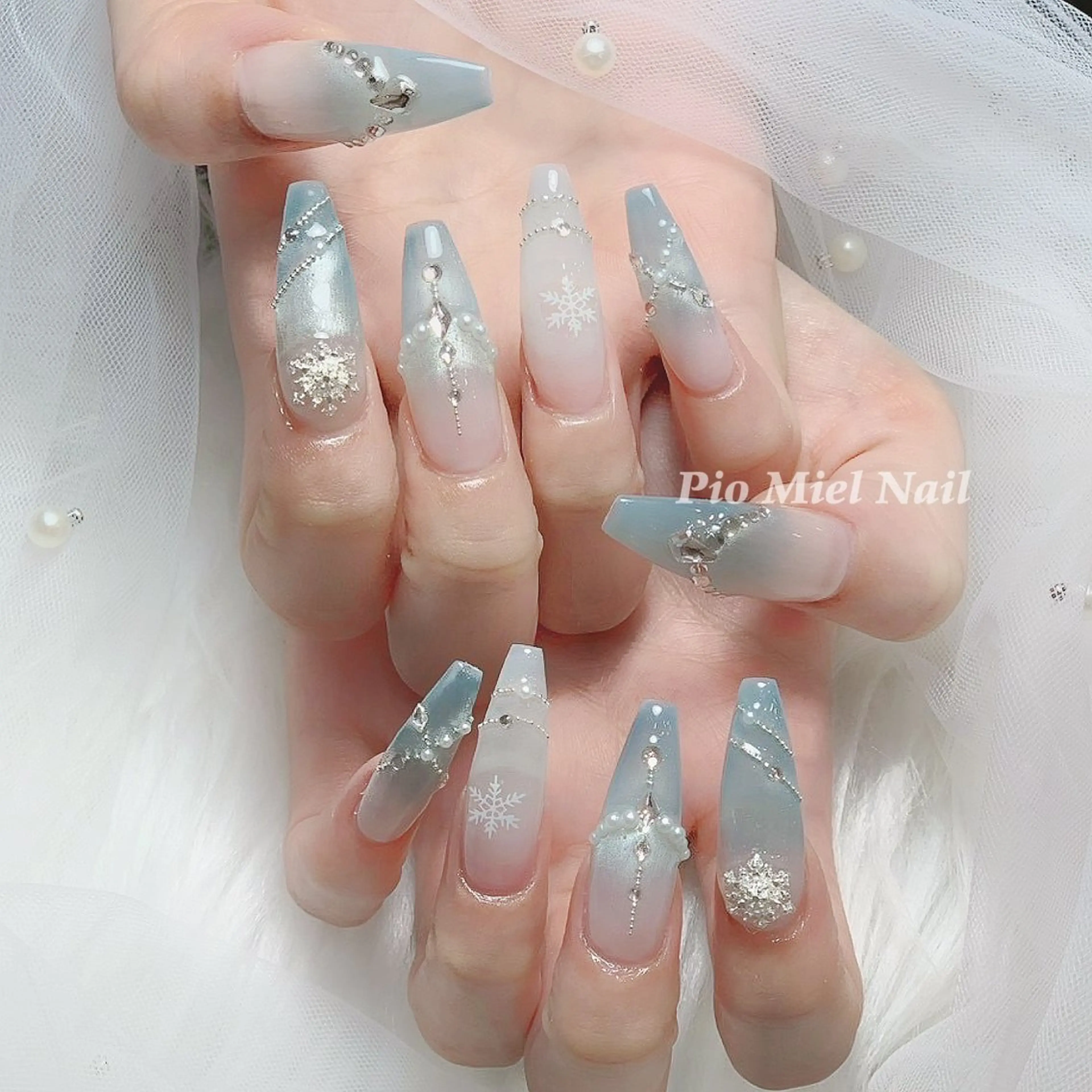 ネイル ハンドネイル Pio Mielのネイルデザイン