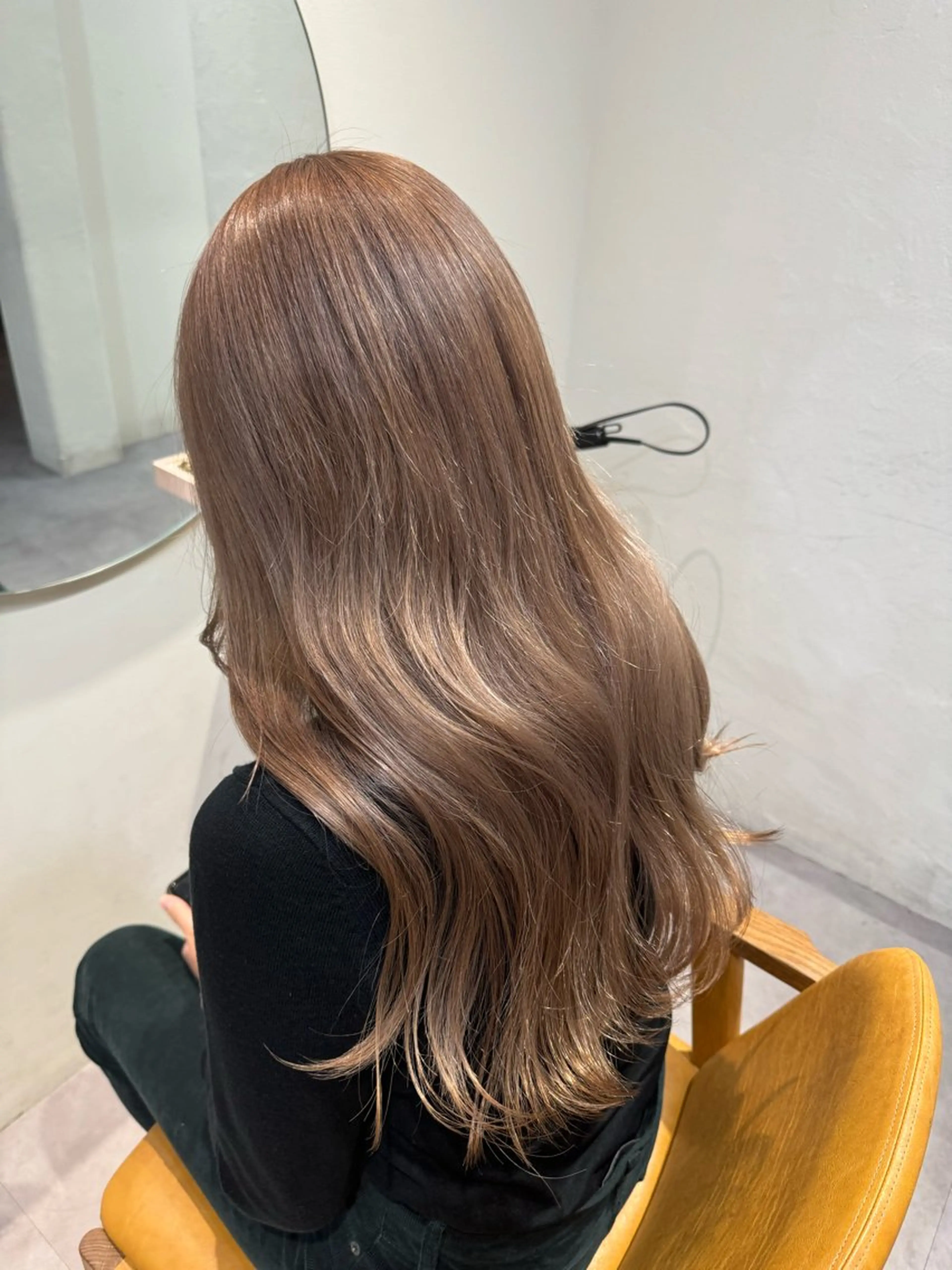 ロング カラー roka所属・ayaka♡ 柔らかカラーのヘアスタイル