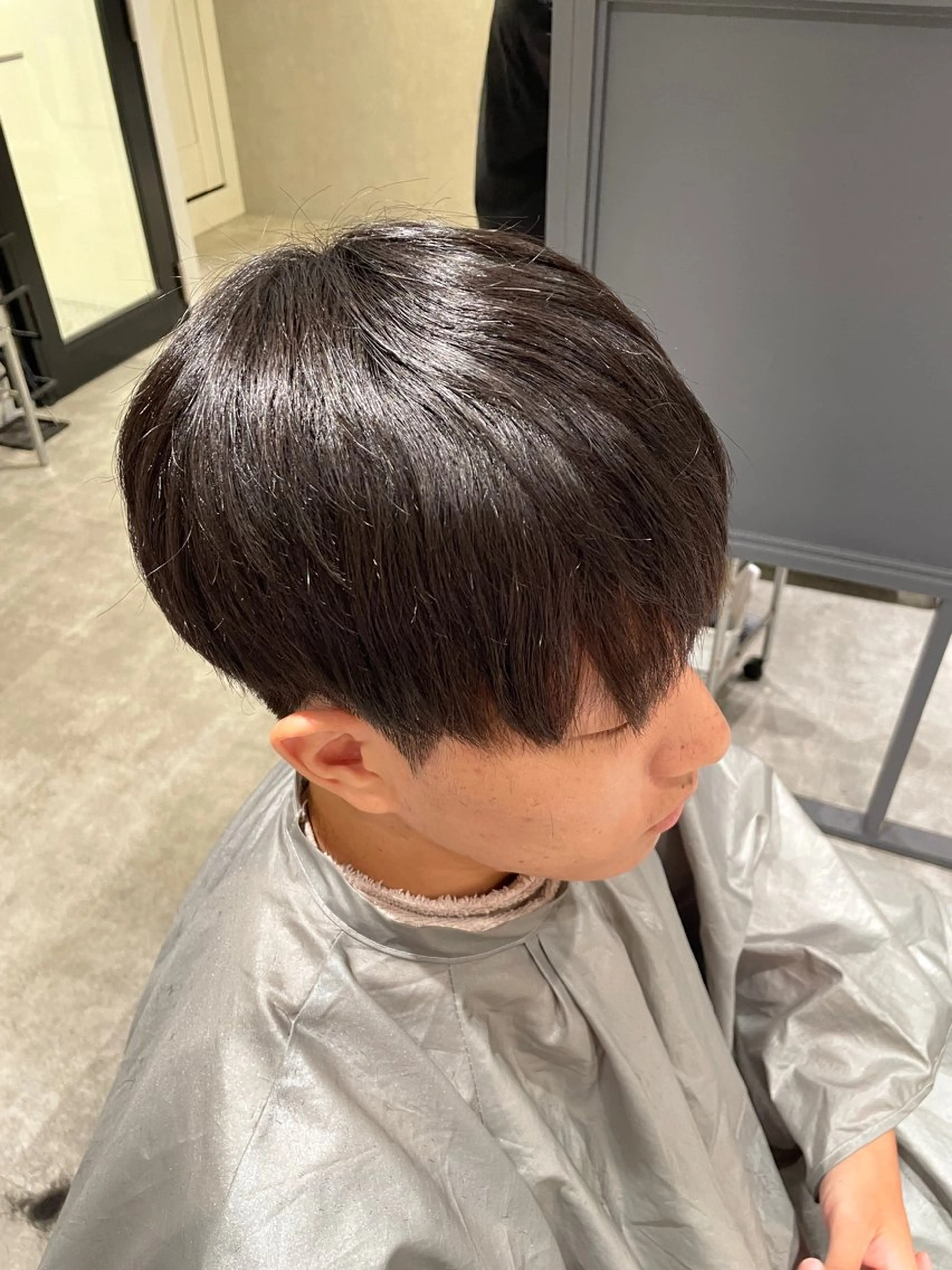 ショート メンズ 縮毛矯正 EXCIA北梅田店所属・q qのヘアスタイル