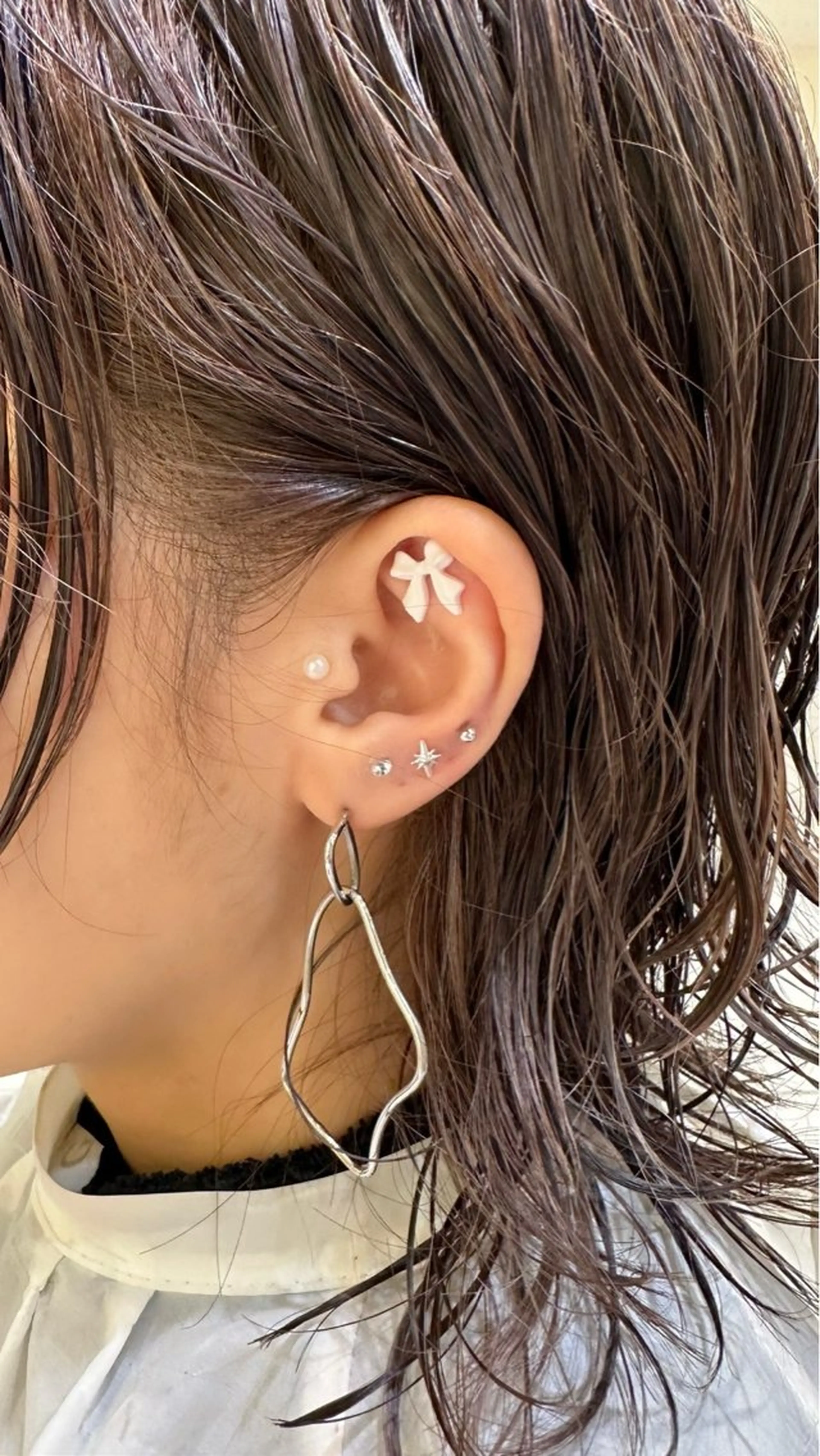 💎耳ツボジュエリー💎両耳計10粒＊(耳マッサージ付)の写真