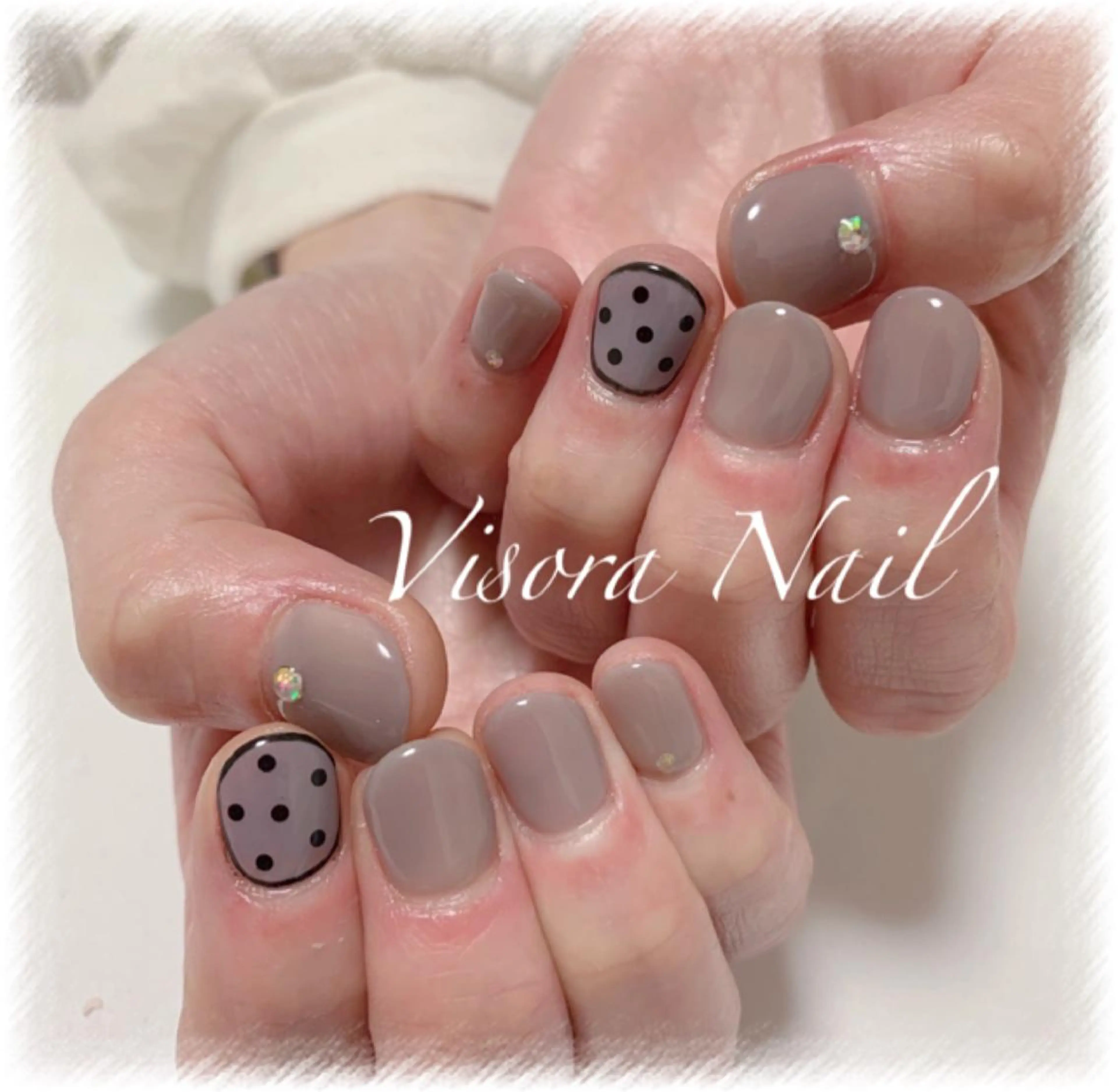 ネイル アートネイル シンプルネイル ストーンネイル ハンドネイル 美SORA ～ｳﾞｨｿﾗ～のネイルデザイン