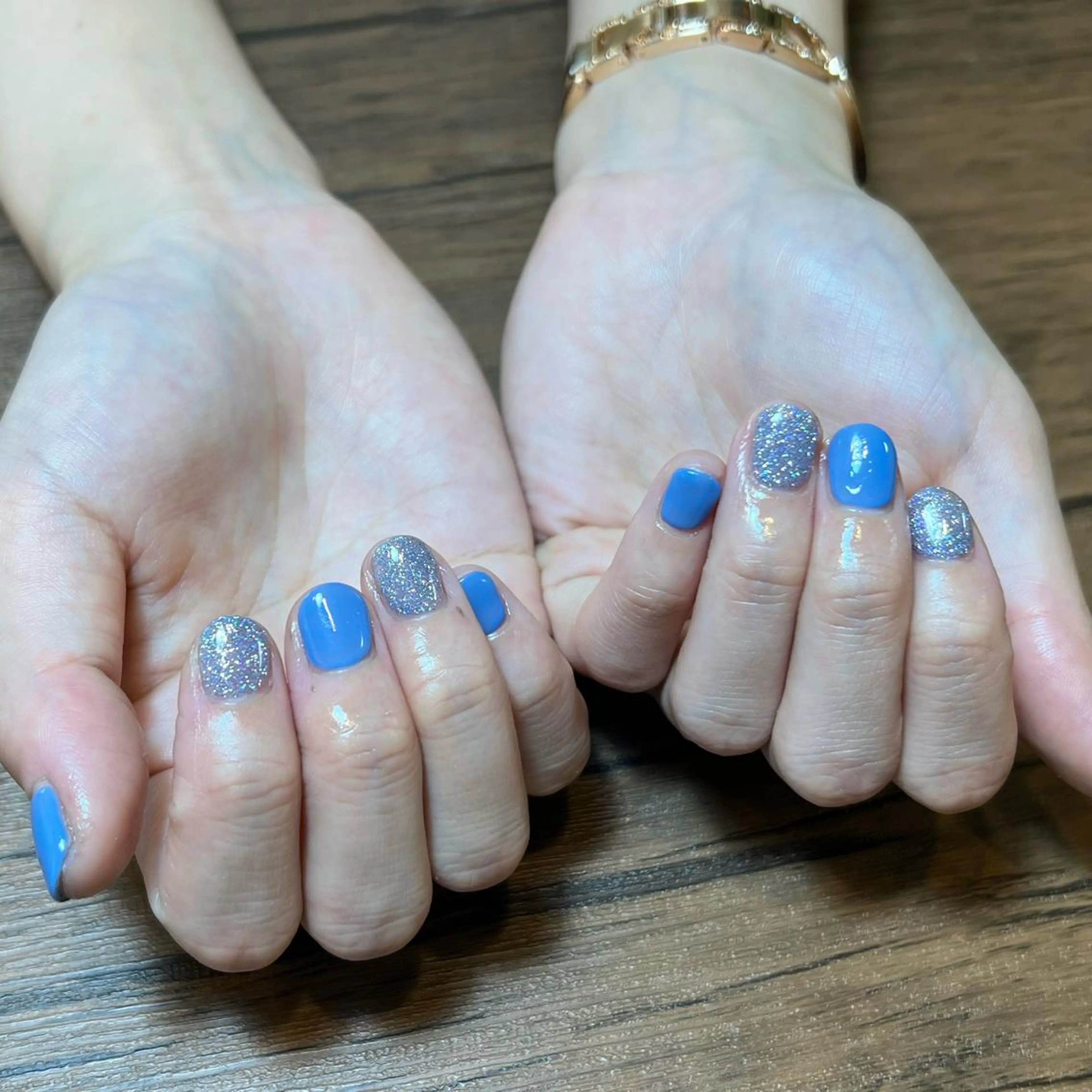 ネイル フラッシュネイル ハンドネイル HENRIETTA NAILSALONのネイルデザイン