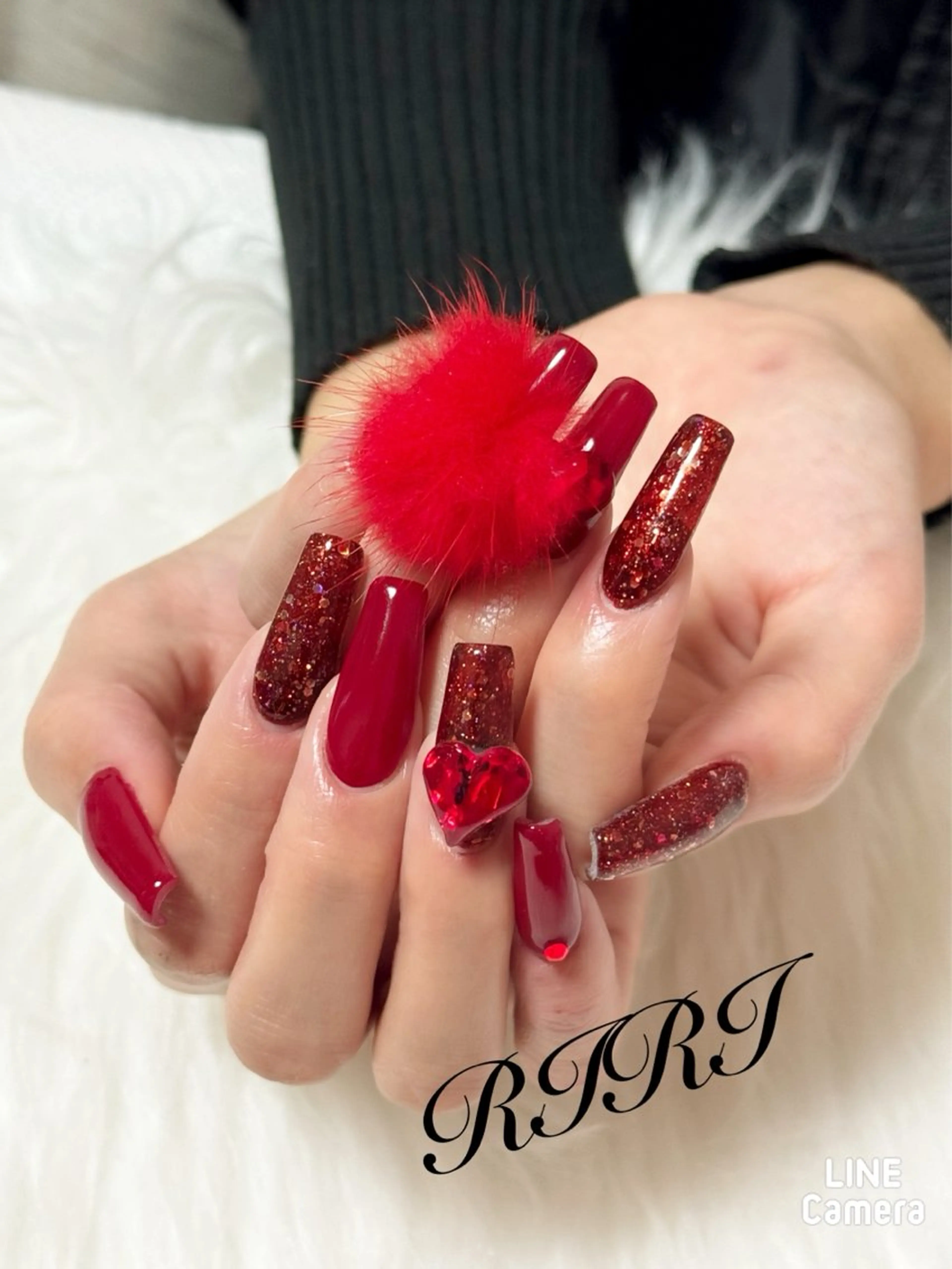 ネイル ボルドー ジェルネイル ハート ロングネイル 赤色 ハンドネイル riri オーナーのネイルデザイン