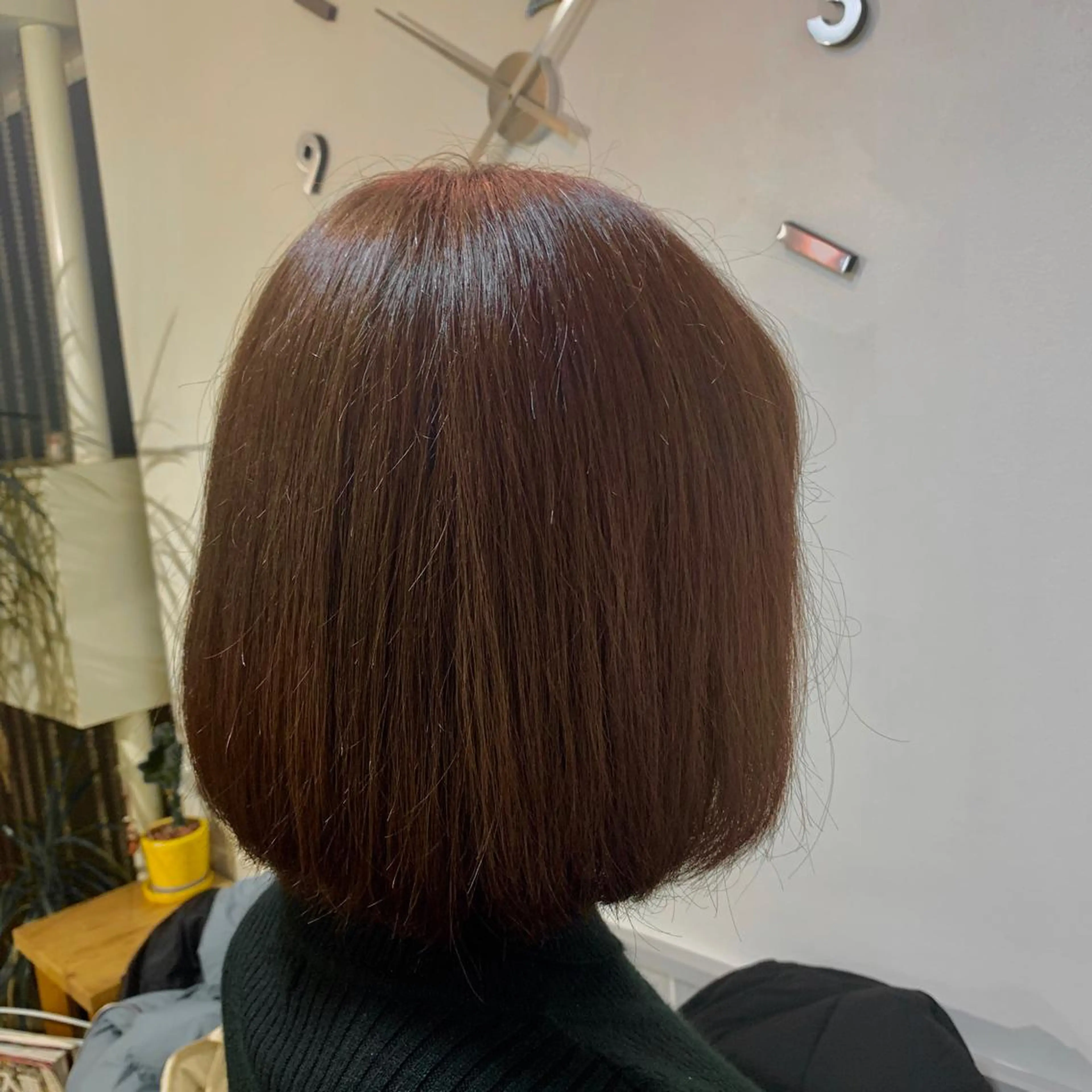 カラー ma'am Zee所属・石川 葵のヘアスタイル