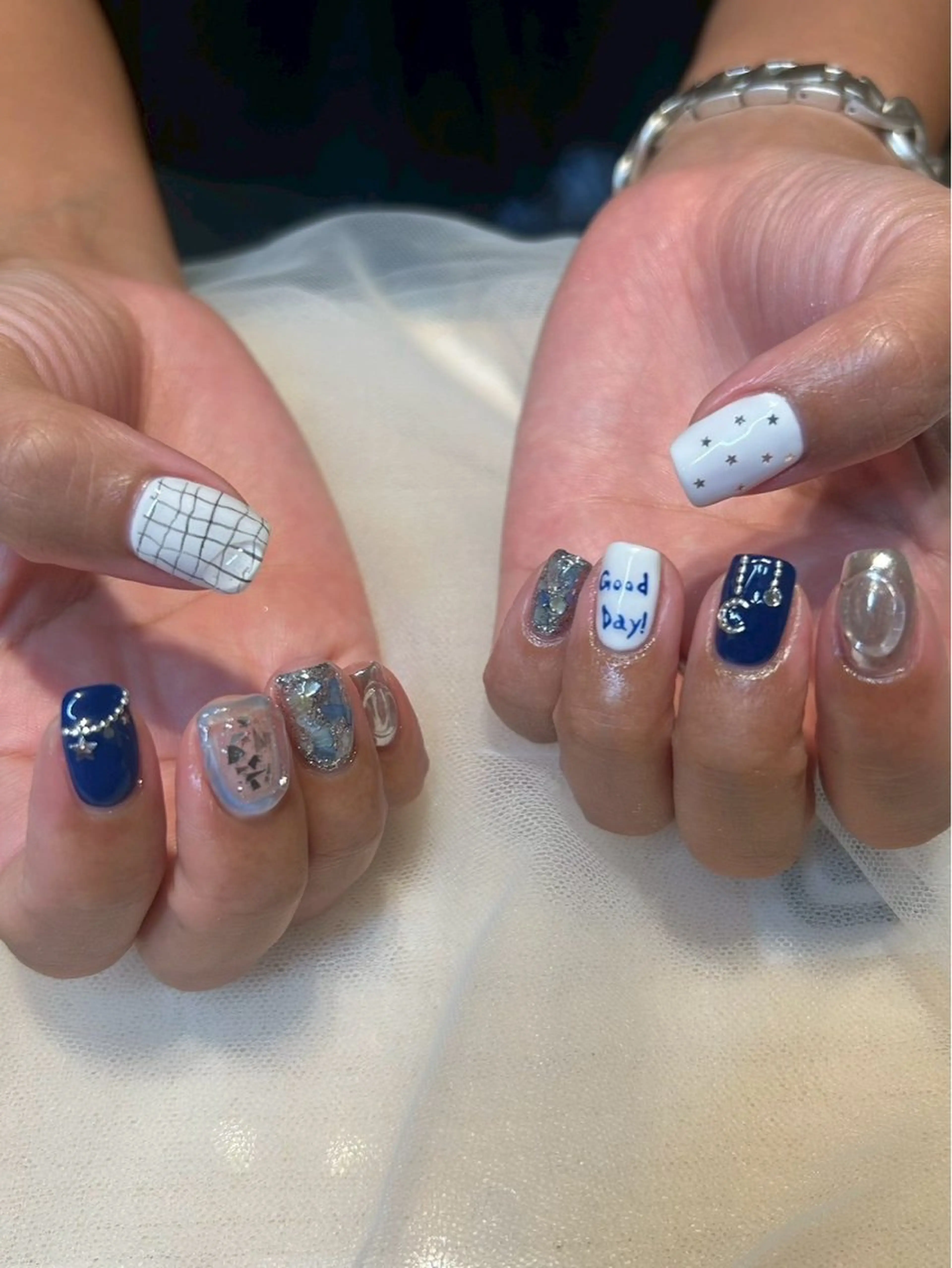 ミディアム ハンドネイル Nbibi nail salonのネイルデザイン