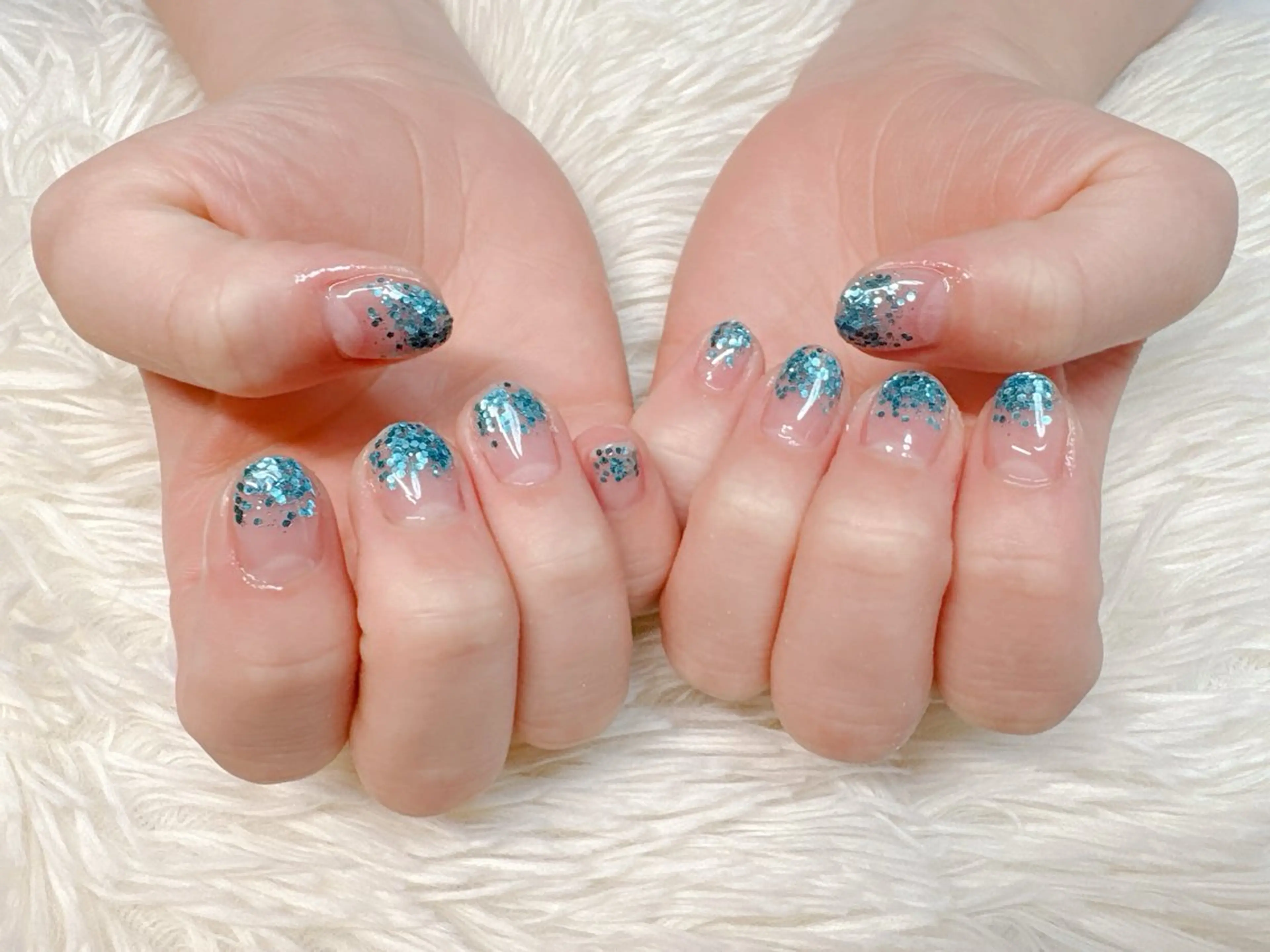 ネイル ハンドネイル パッチリオメメ Lianaのネイルデザイン