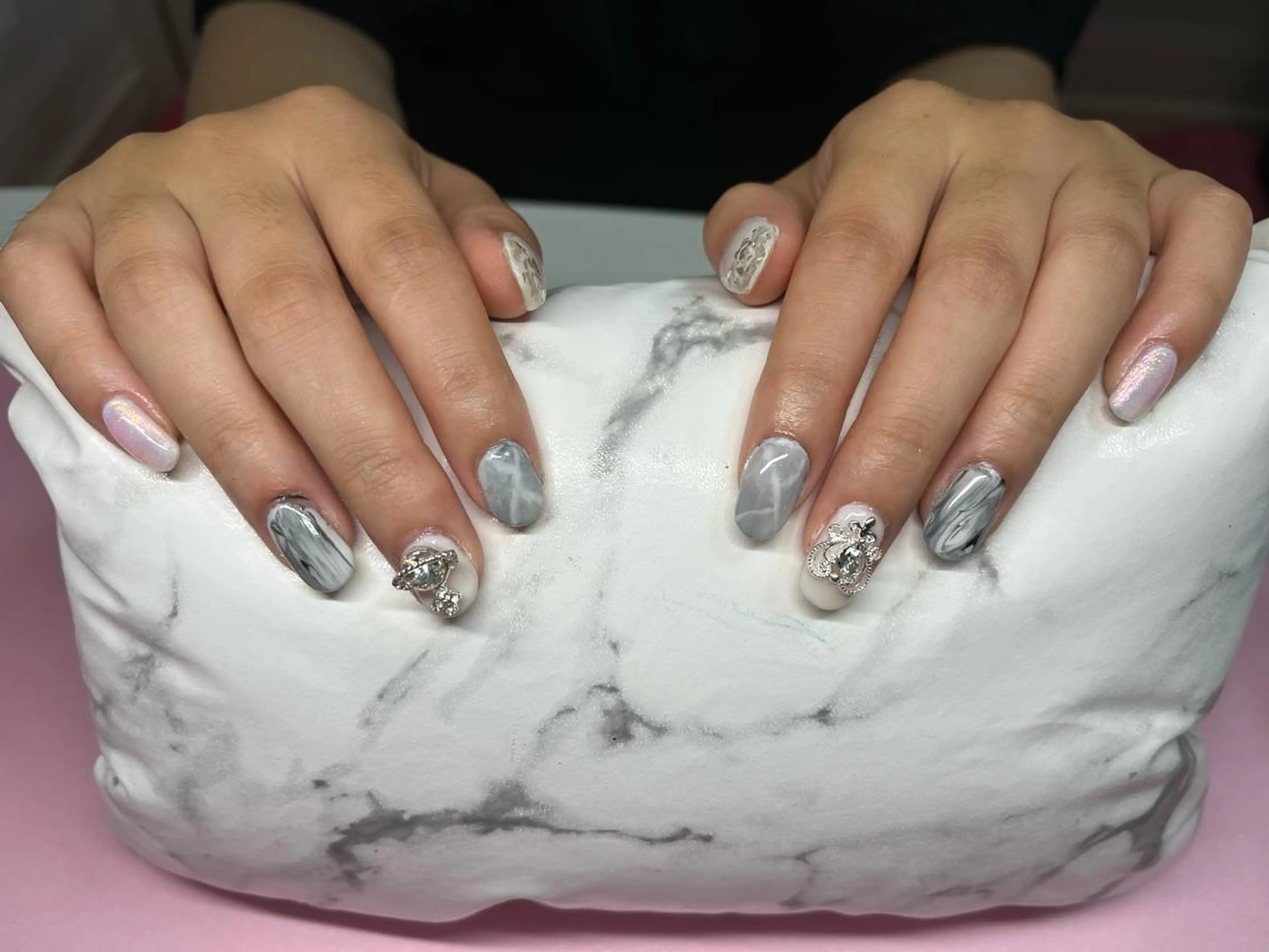 ネイル nail.salon .Reversalのネイルデザイン