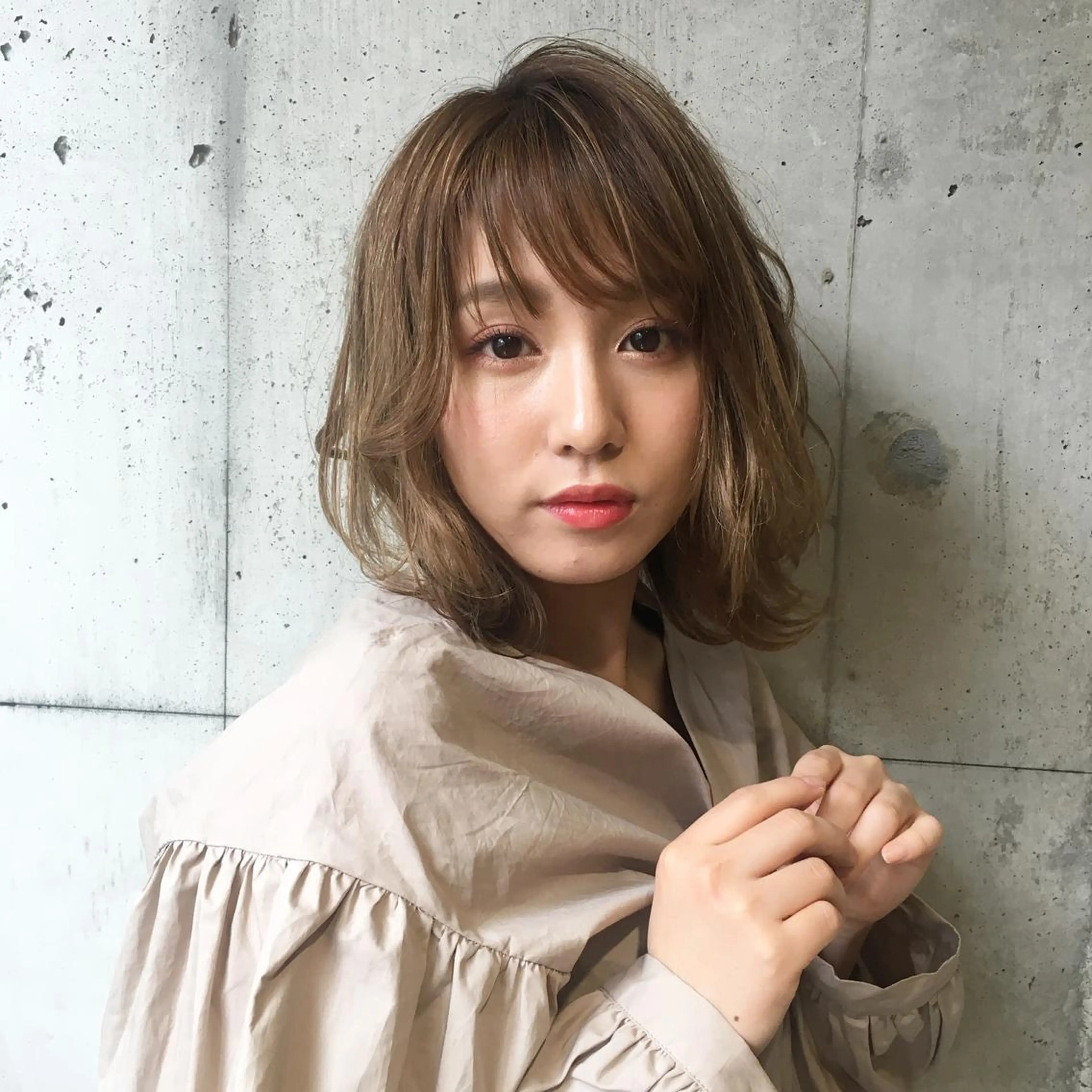 ショート カラー ベージュカラー 佐藤 高徳のヘアスタイル