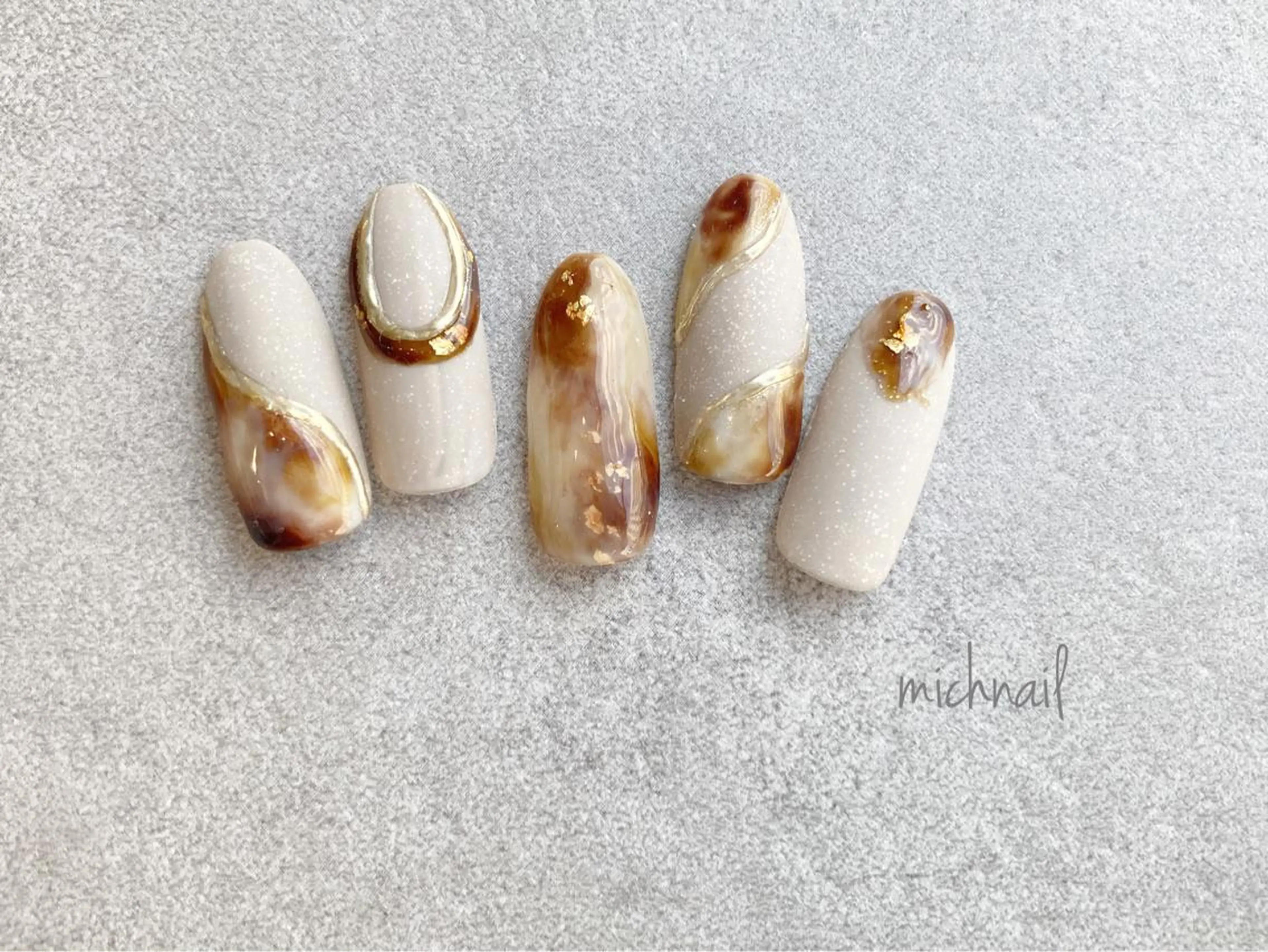 ネイル べっ甲ネイル ハンドネイル ハンドケア eni. by michのネイルデザイン