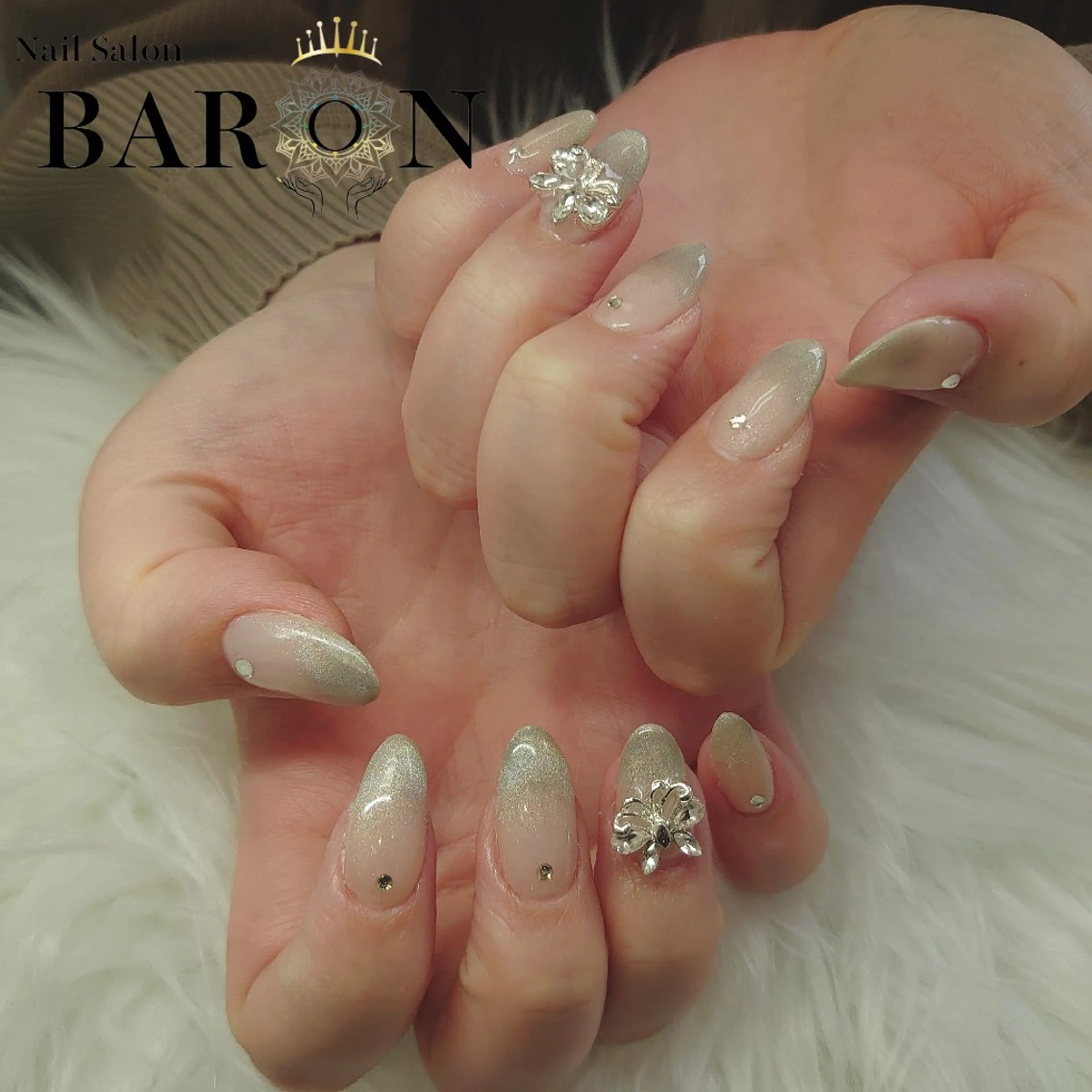 ネイル グラデーション 持ち込み ♛BARON♛ AOIのネイルデザイン