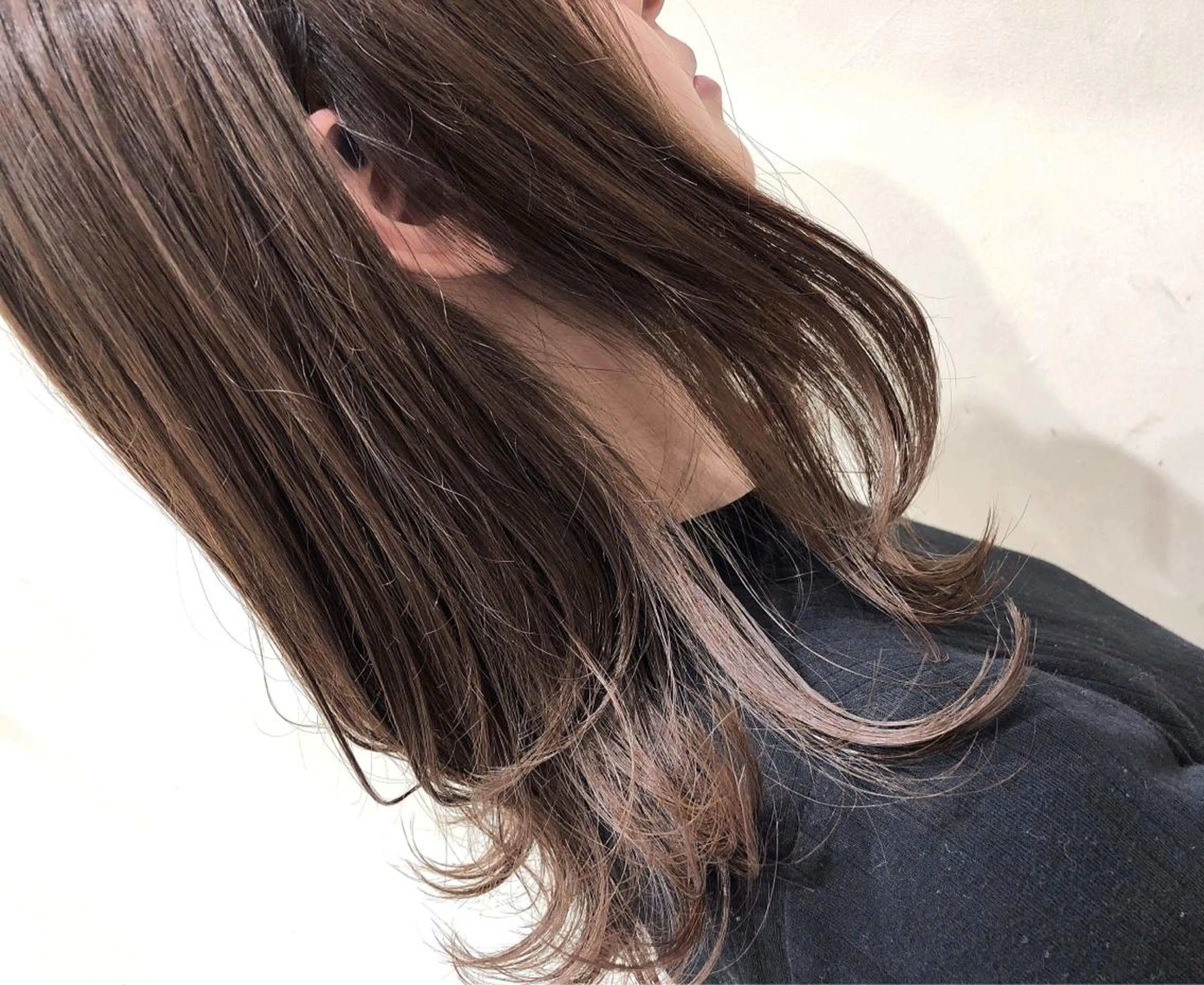 カラー 安藤 明日翔のヘアスタイル