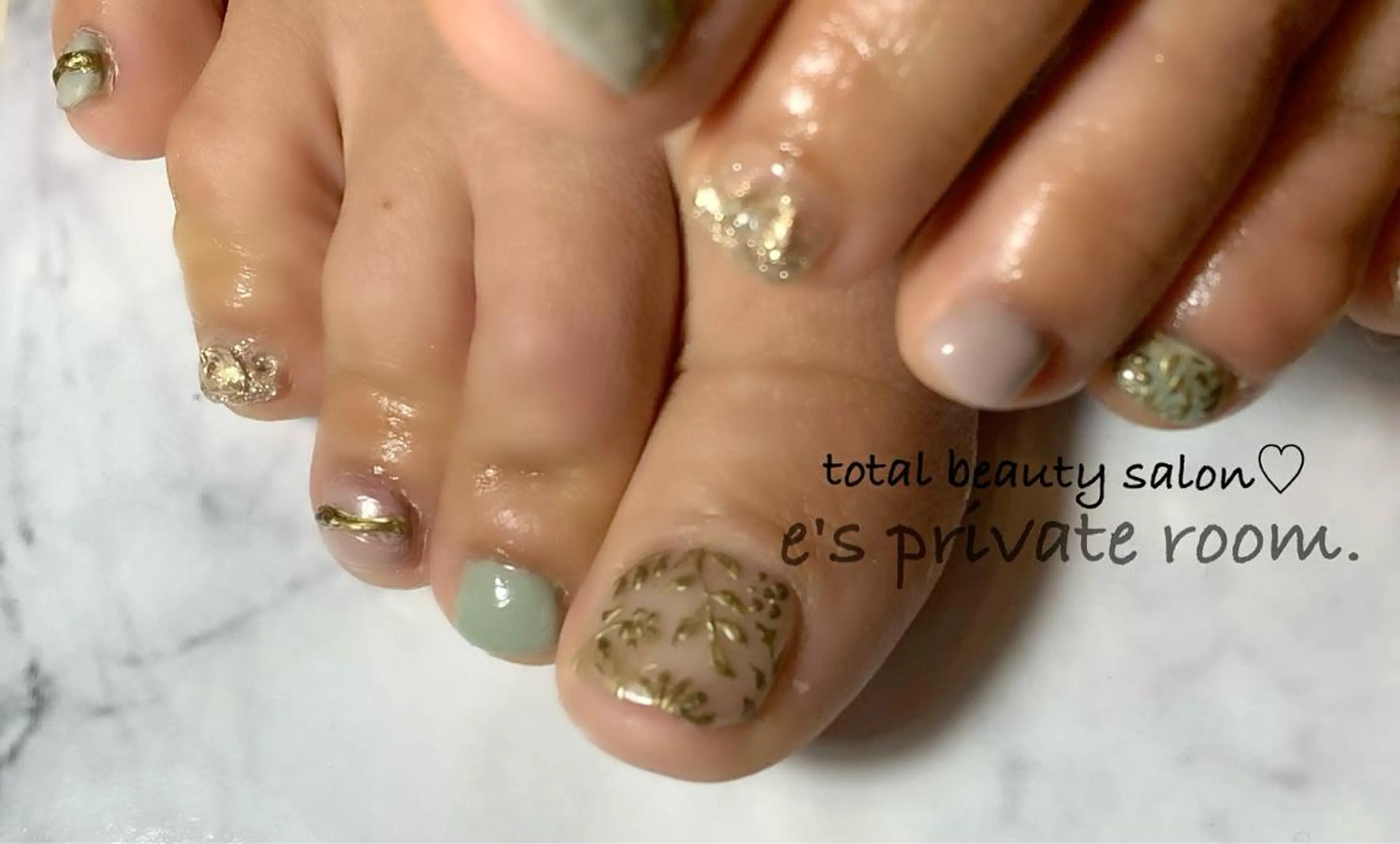 ネイル LAVISH nail salonのネイルデザイン