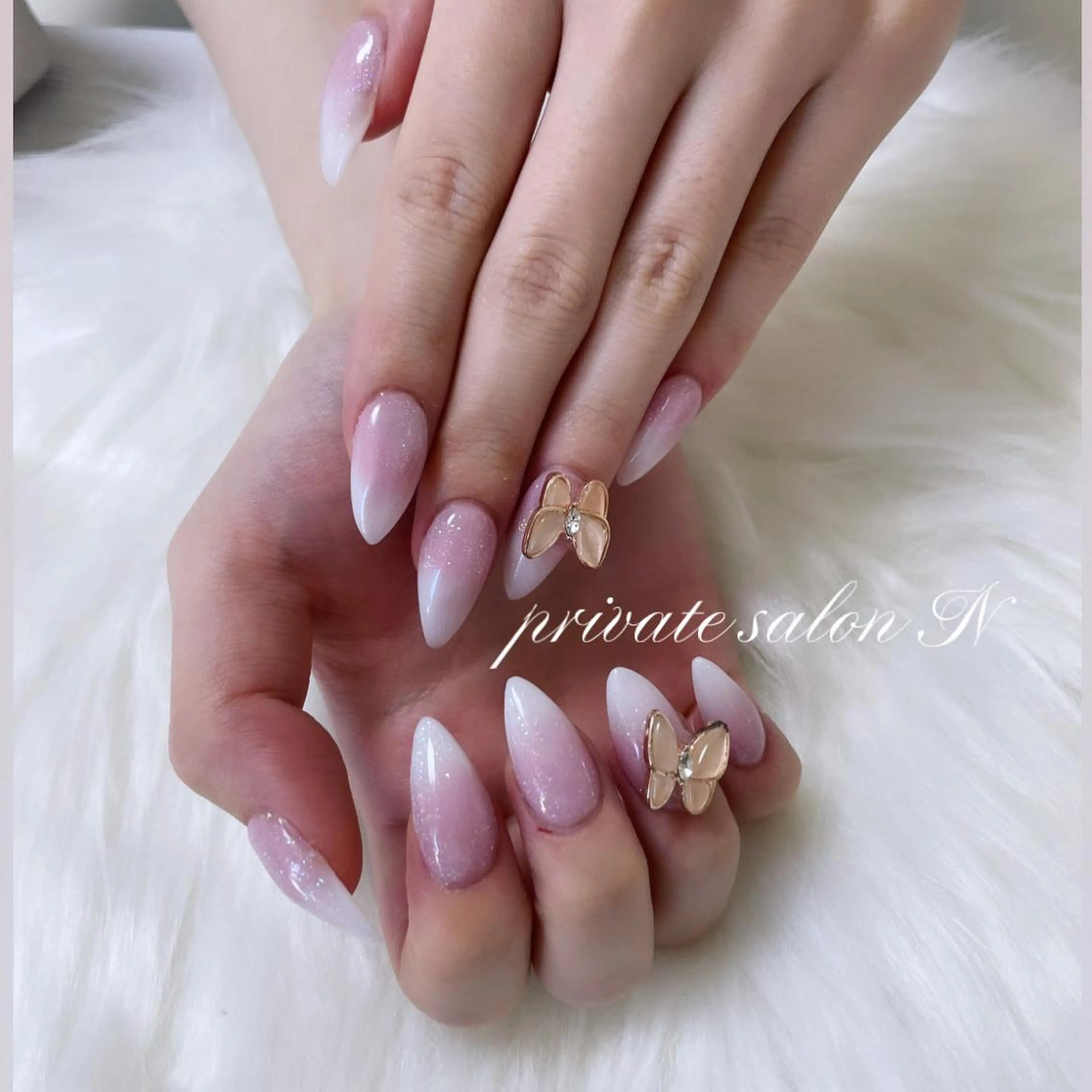 ネイル BINERVA所属・BINERVA nail salonのネイルデザイン