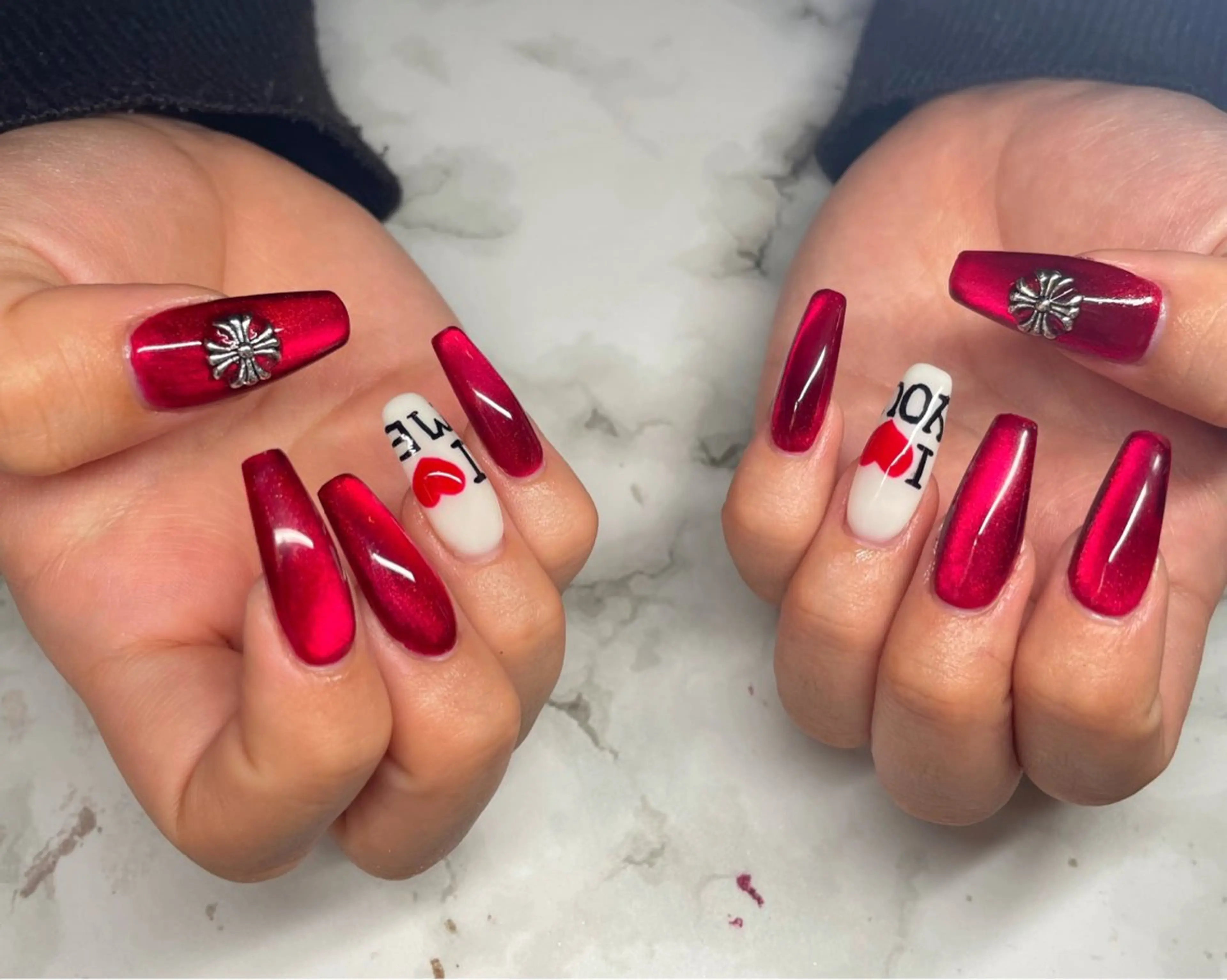 ネイル マグネットネイル ネイルチップ オトク ネイルのネイルデザイン