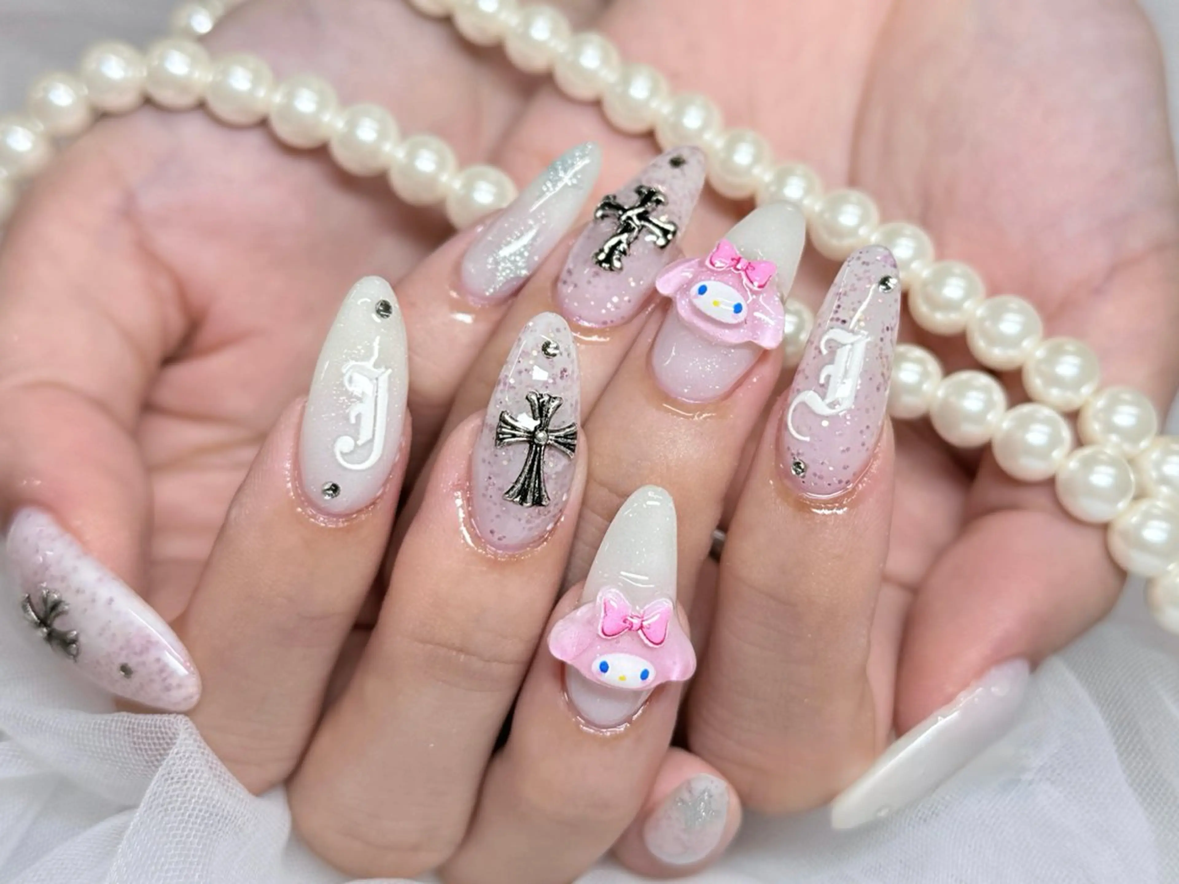 ネイル オーロラネイル 長さ出し フレンチネイル ジェルネイル ガラスフレンチ ハンドネイル Rela・S NAILのネイルデザイン
